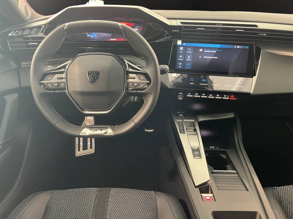 PEUGEOT 308 1.6 PHEV 180 GT-image-5