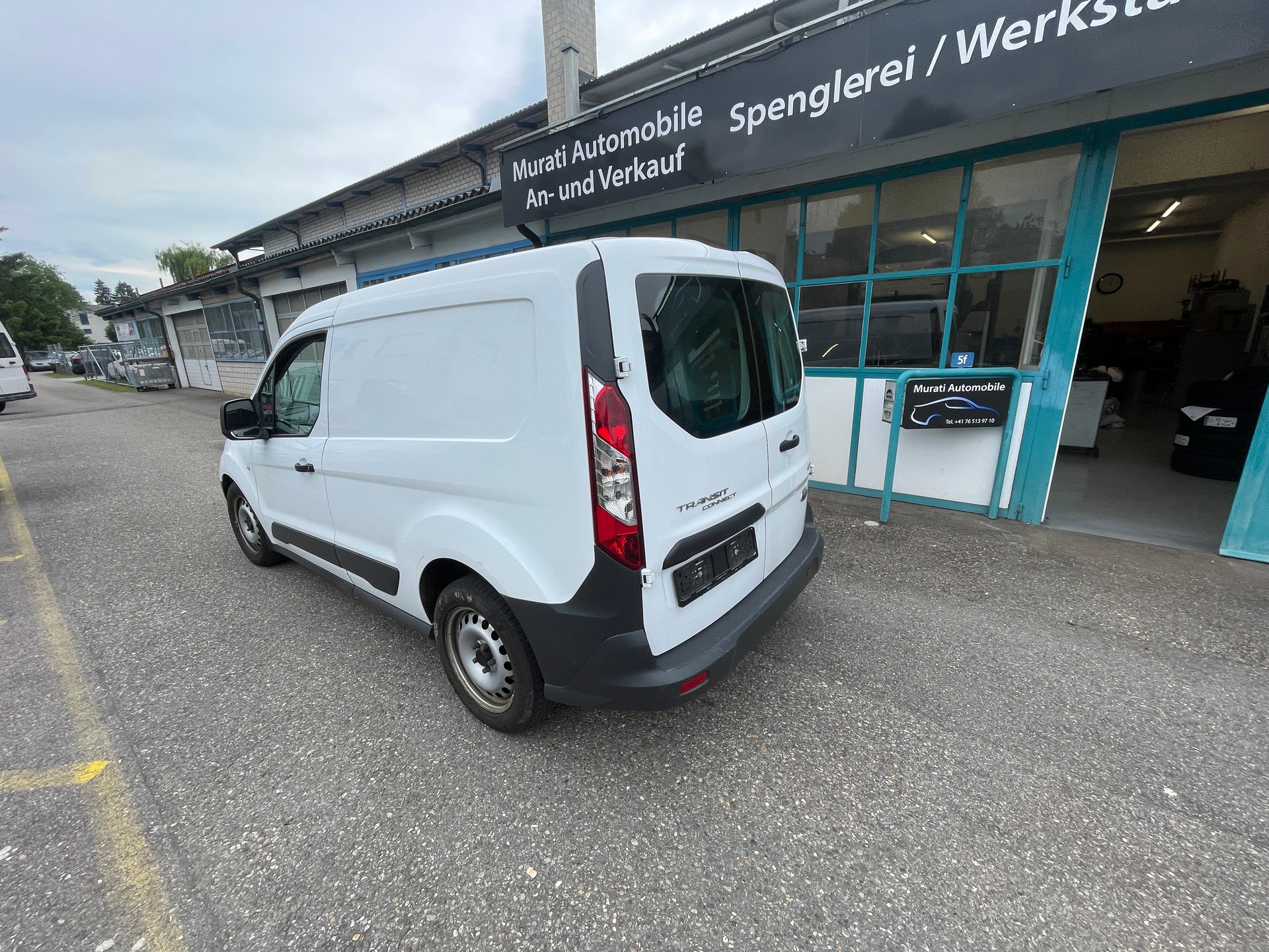 FORD TRANSIT CONNECT-image-3