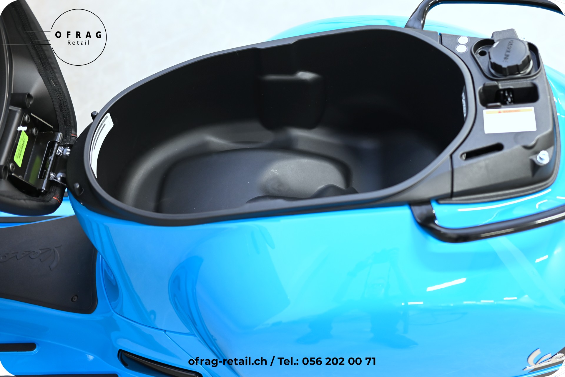 PIAGGIO Vespa GTS 125 Super Sport-image-5