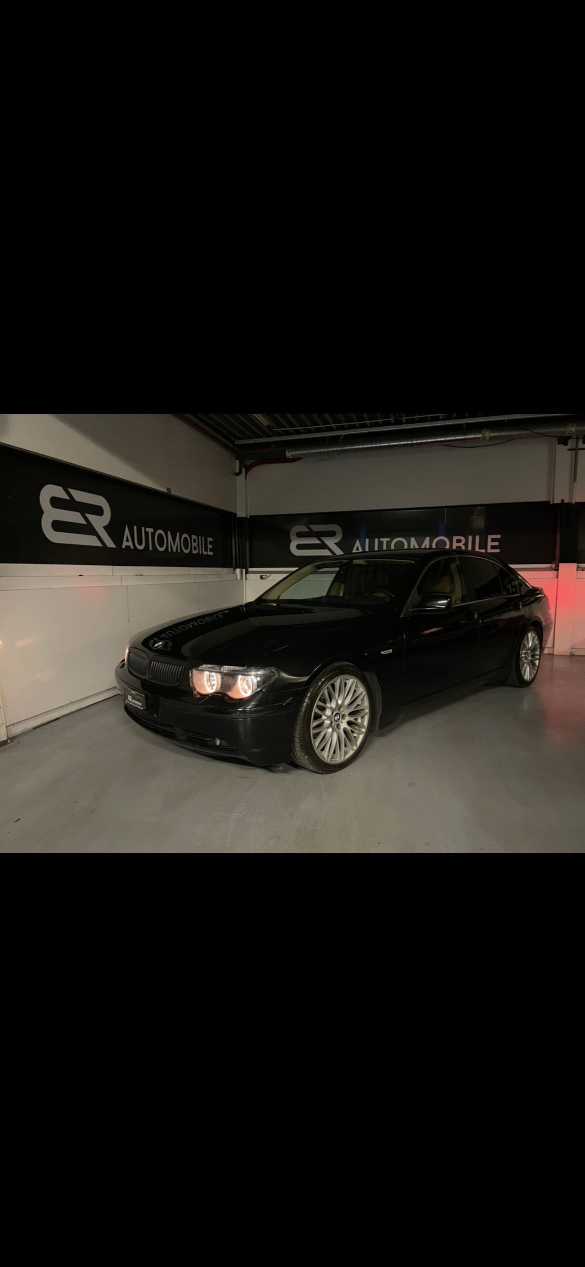 BMW 735i-image-1