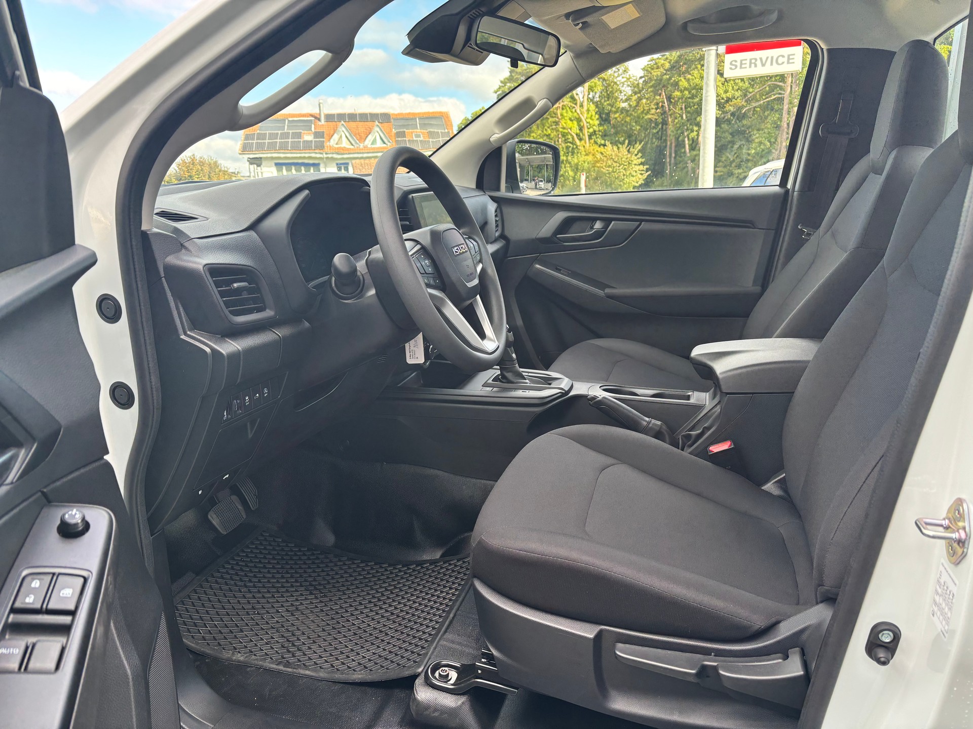 ISUZU D-MAX 1.9 Single mit Alu-Brücke N60B 4x4 AT-image-7
