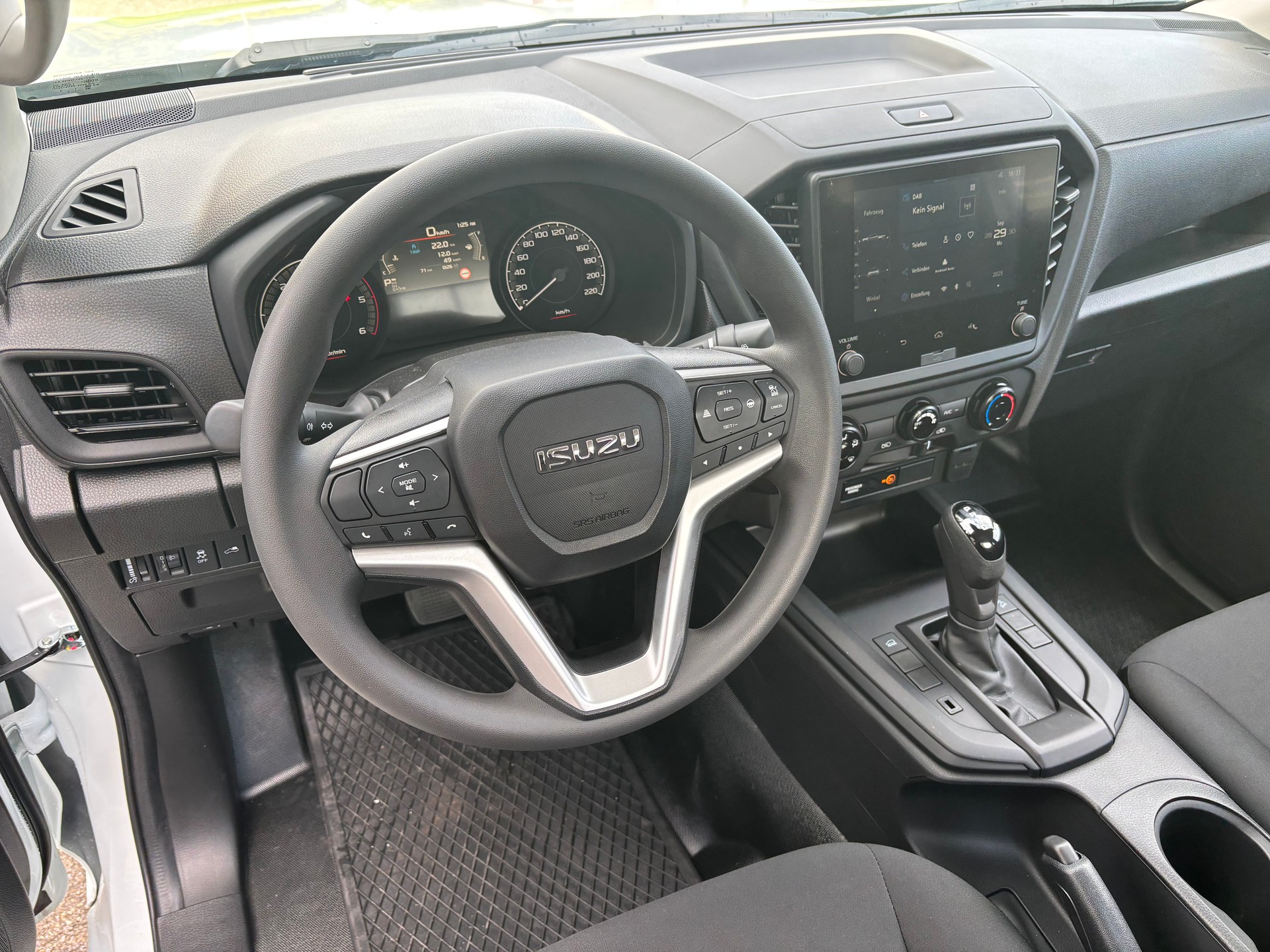 ISUZU D-MAX 1.9 Single mit Alu-Brücke N60B 4x4 AT-image-8