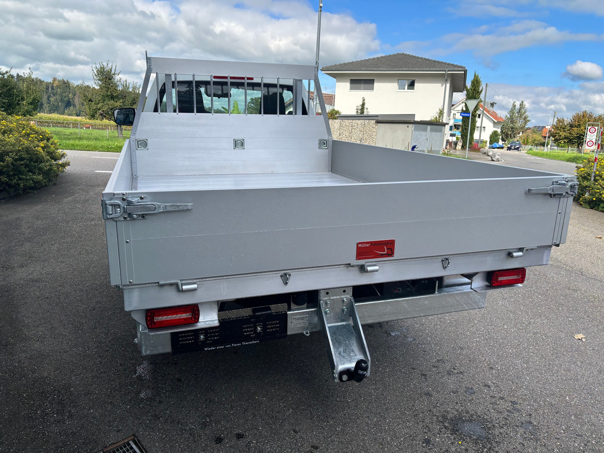 ISUZU D-MAX 1.9 Single mit Alu-Brücke N60B 4x4 AT-image-2