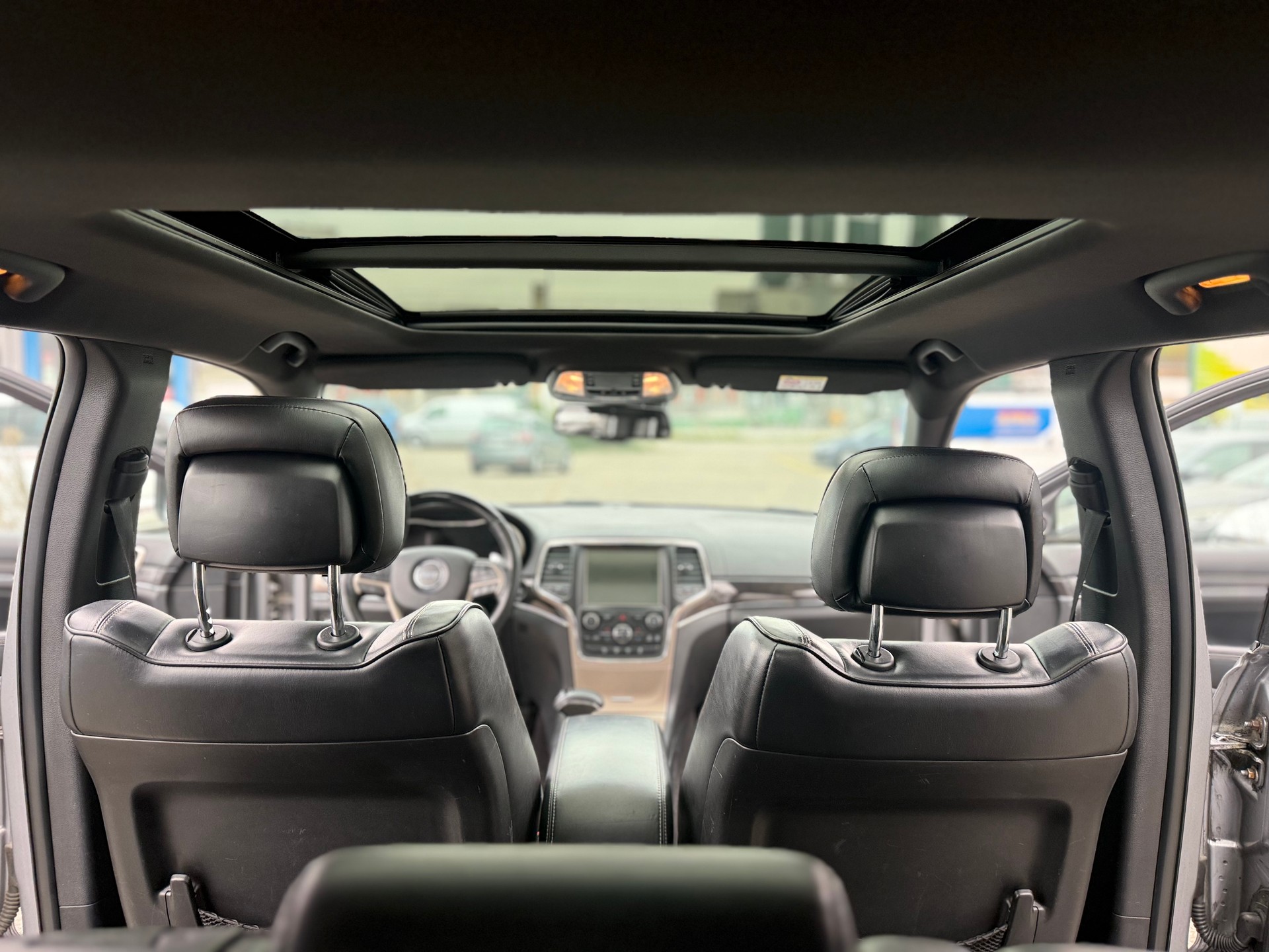 JEEP Grand Cherokee 3.0 CRD Overland Automatic-image-5