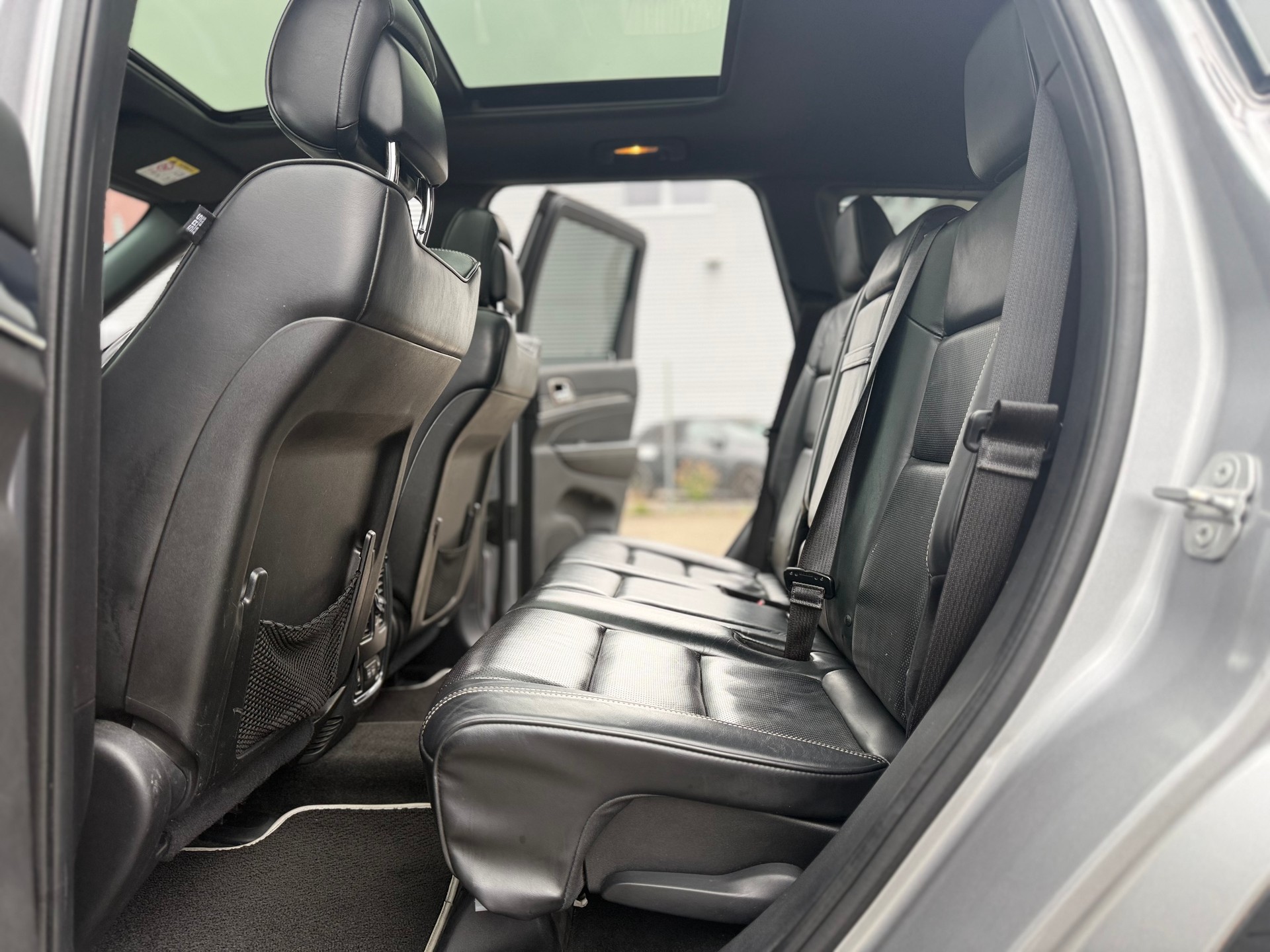 JEEP Grand Cherokee 3.0 CRD Overland Automatic-image-7