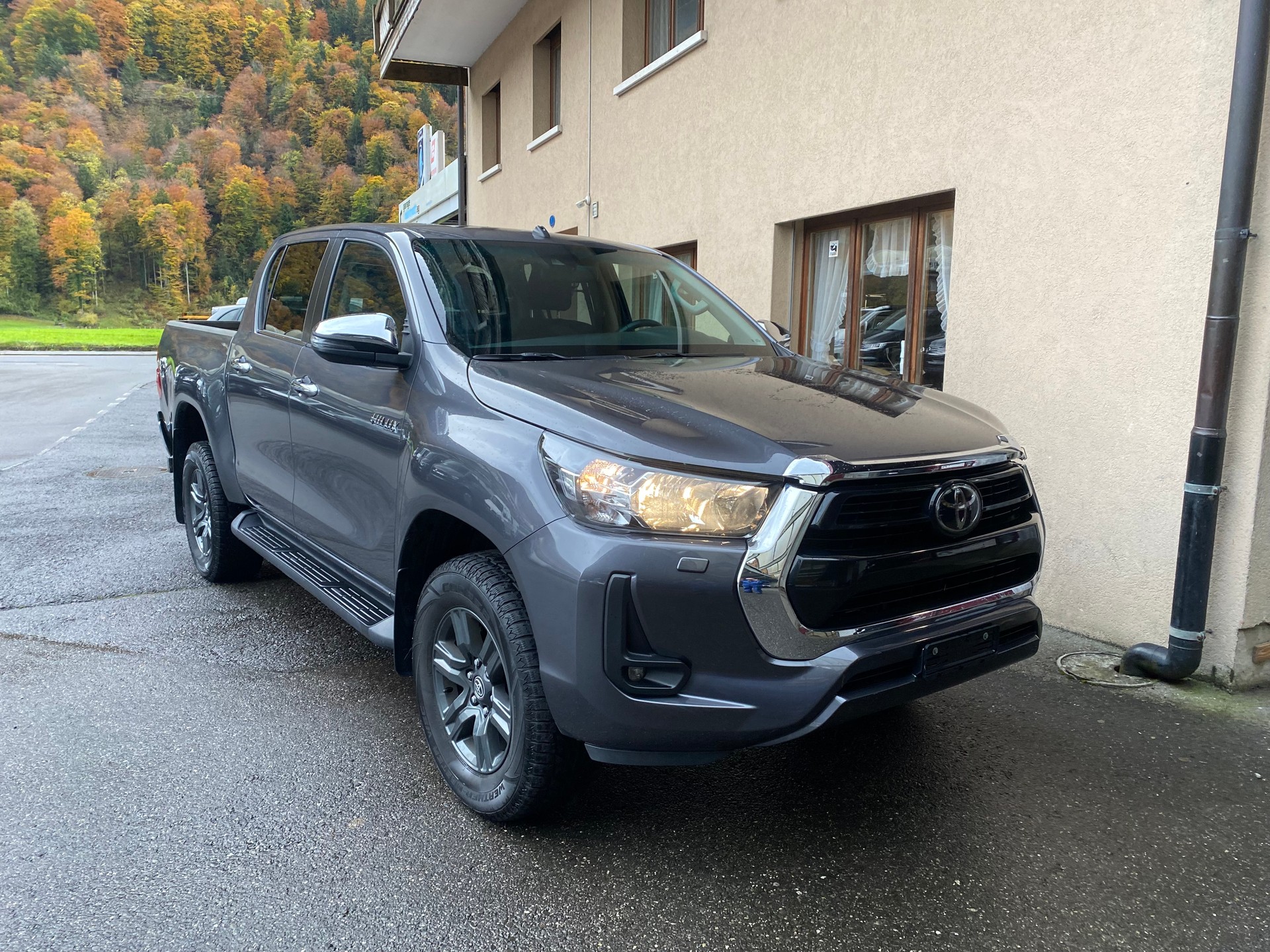 TOYOTA Hilux 2.8D-4D Style Double Cab 4x4 A-image-10