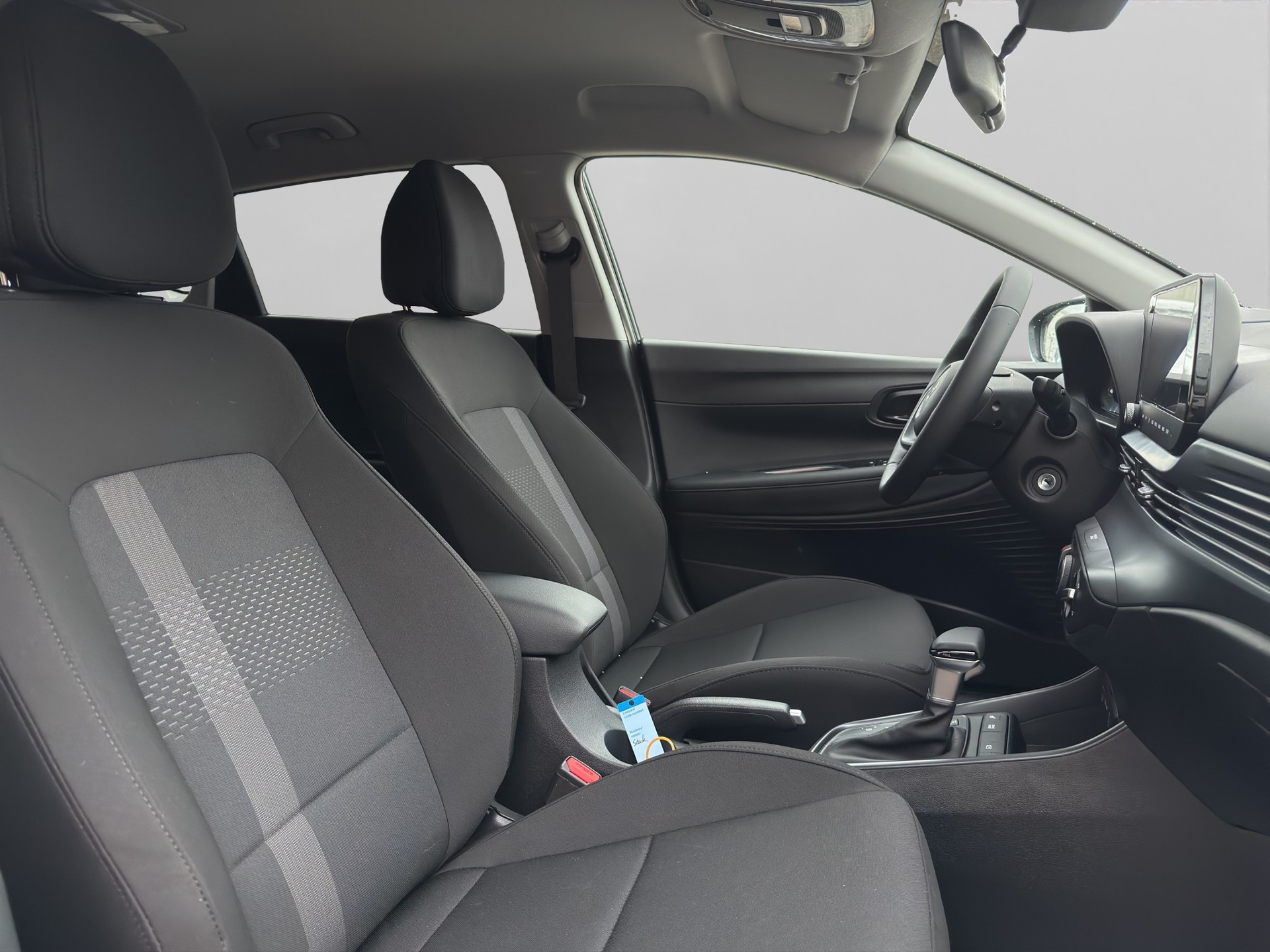 HYUNDAI i20 1.0 T-GDi Amplia DCT-image-9