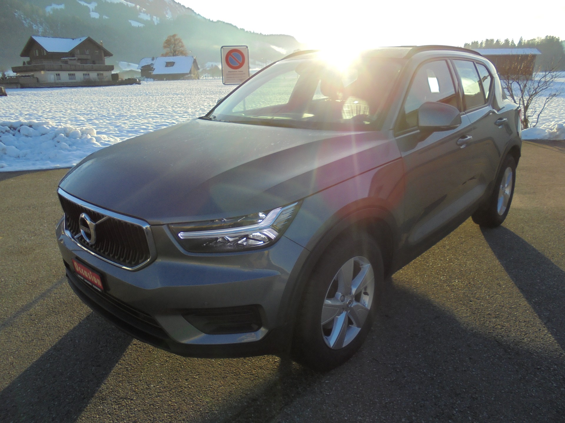 VOLVO XC40 D4 AWD Momentum Geartronic-showroom-element-2