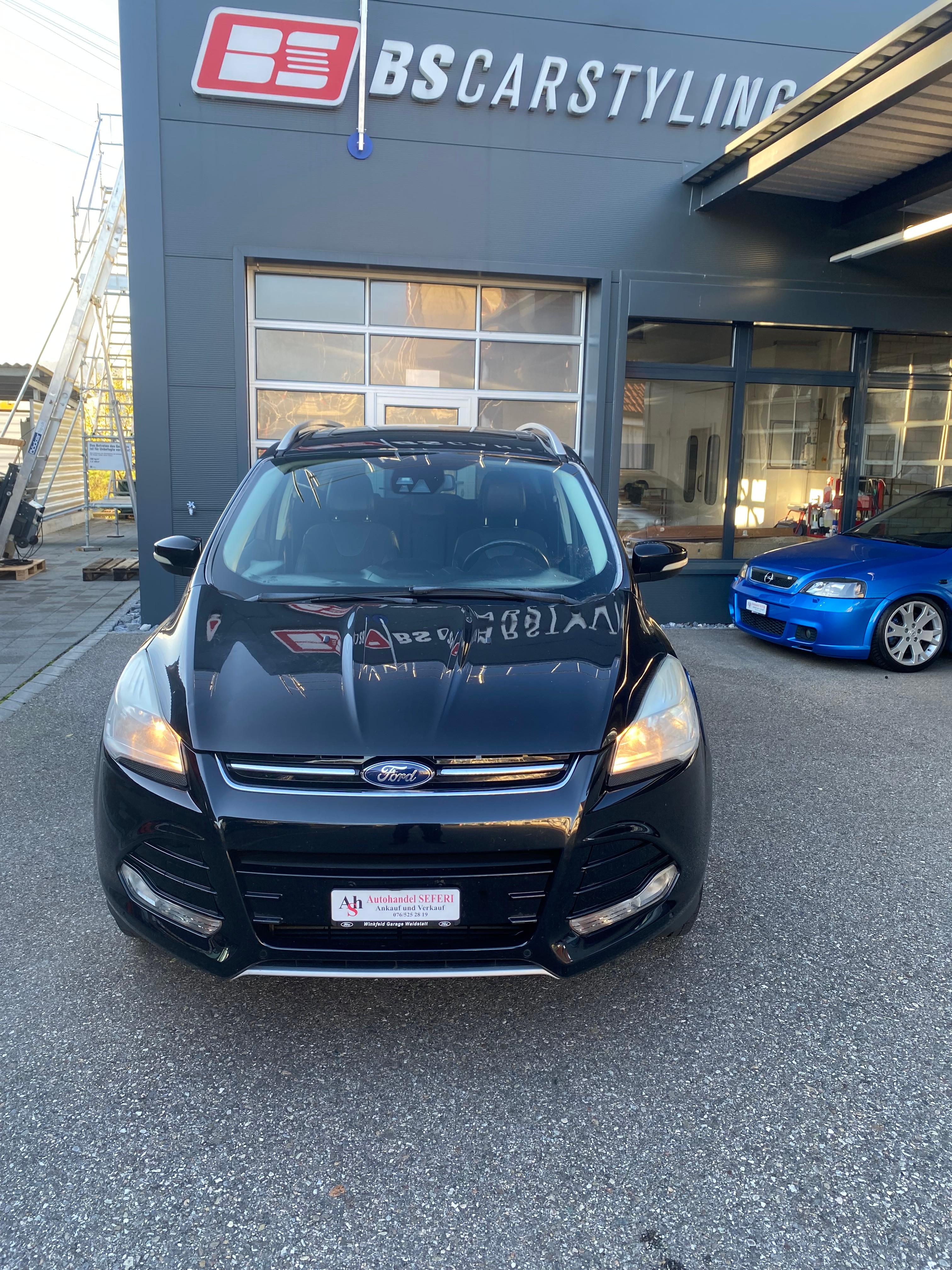 Car photo
