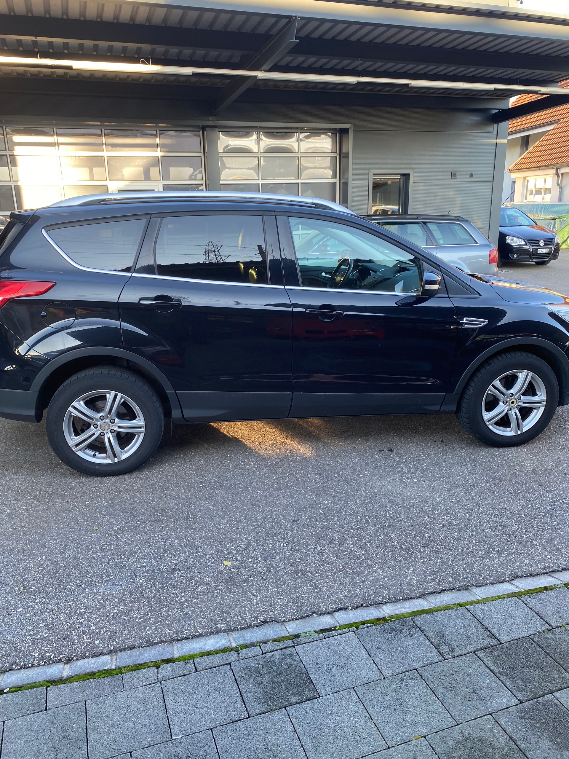 FORD Kuga 2.0 TDCi Titanium 4WD PowerShift-image-5