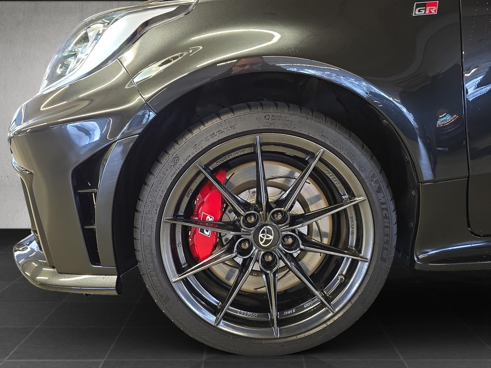 TOYOTA GR Yaris 1.6 Turbo Sport 4x4-image-14