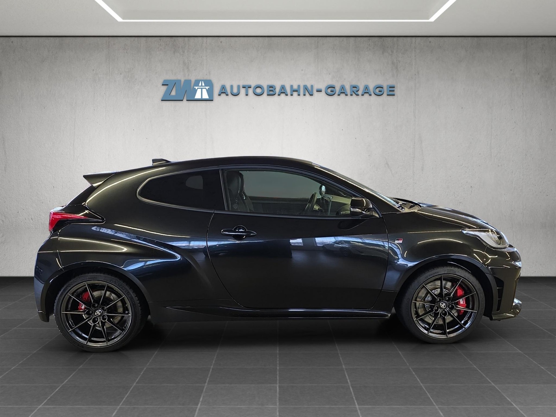 TOYOTA GR Yaris 1.6 Turbo Sport 4x4-image-5