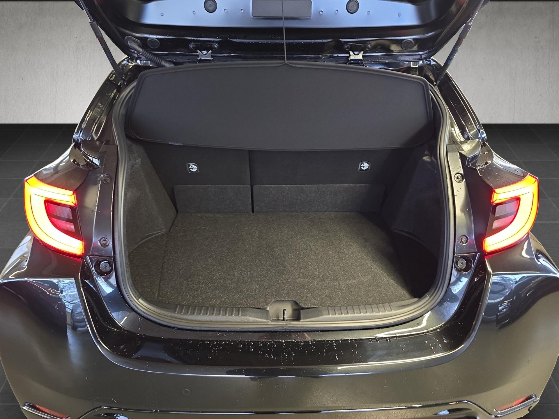 TOYOTA GR Yaris 1.6 Turbo Sport 4x4-image-13