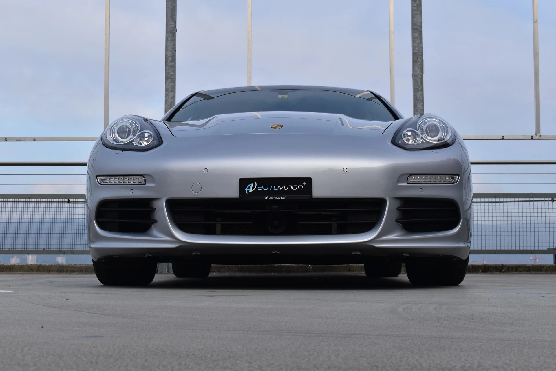 PORSCHE PANAMERA S E-HYBRID l 416 PS-image-17