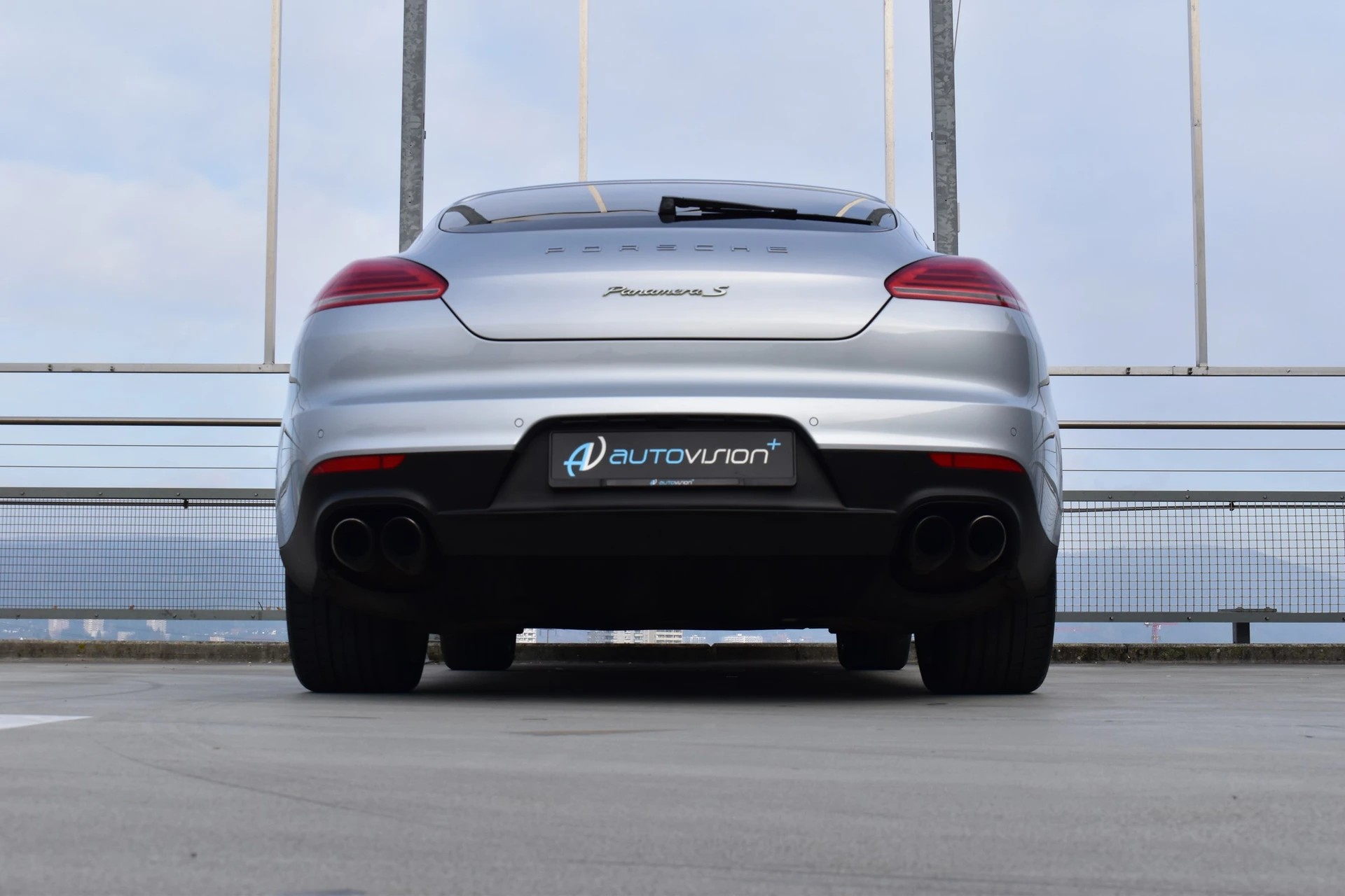PORSCHE PANAMERA S E-HYBRID l 416 PS-image-19