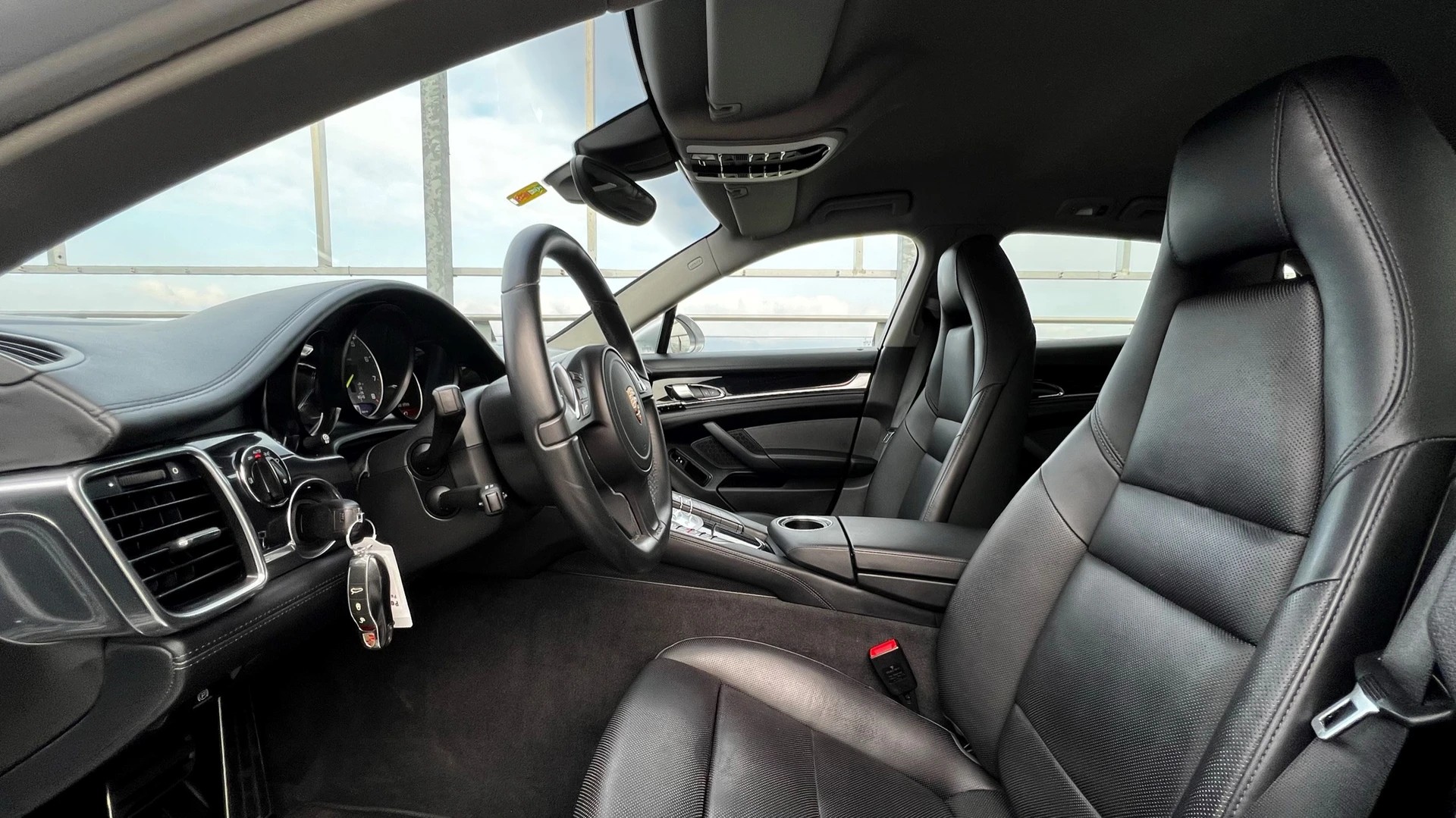 PORSCHE PANAMERA S E-HYBRID l 416 PS-image-28