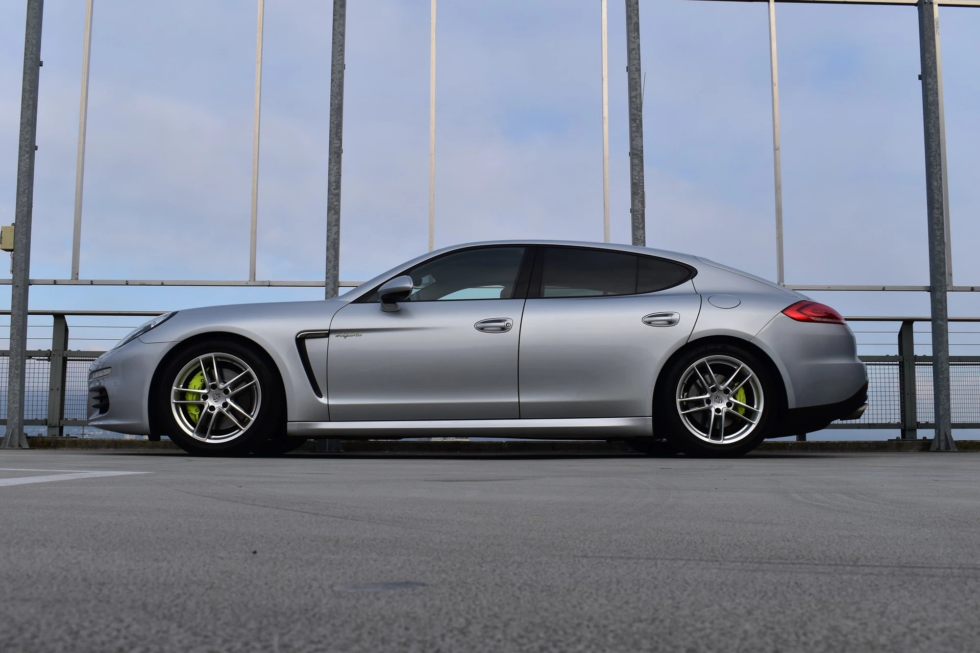 PORSCHE PANAMERA S E-HYBRID l 416 PS-image-1