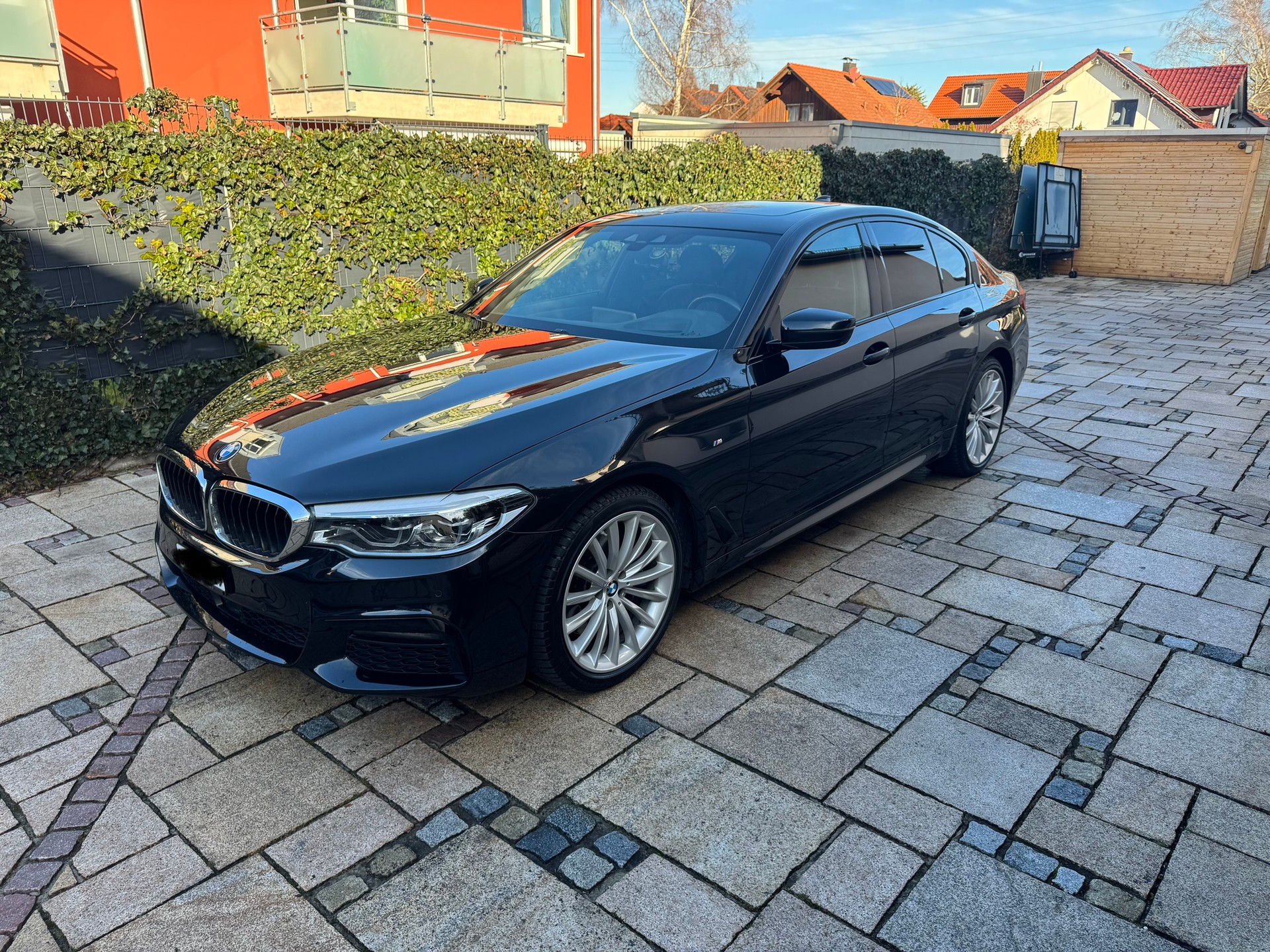 BMW 530d M-Paket, Scheckheft, HUD, 360*, 8 Reifen 20" BMW Individual LMR V-Speiche 759 l-image-0