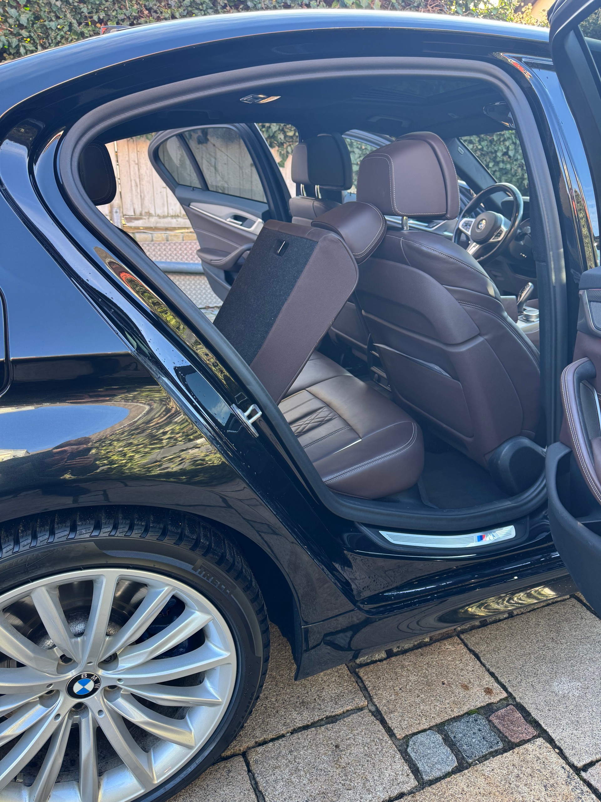 BMW 530d M-Paket, Scheckheft, HUD, 360*, 8 Reifen 20" BMW Individual LMR V-Speiche 759 l-image-7