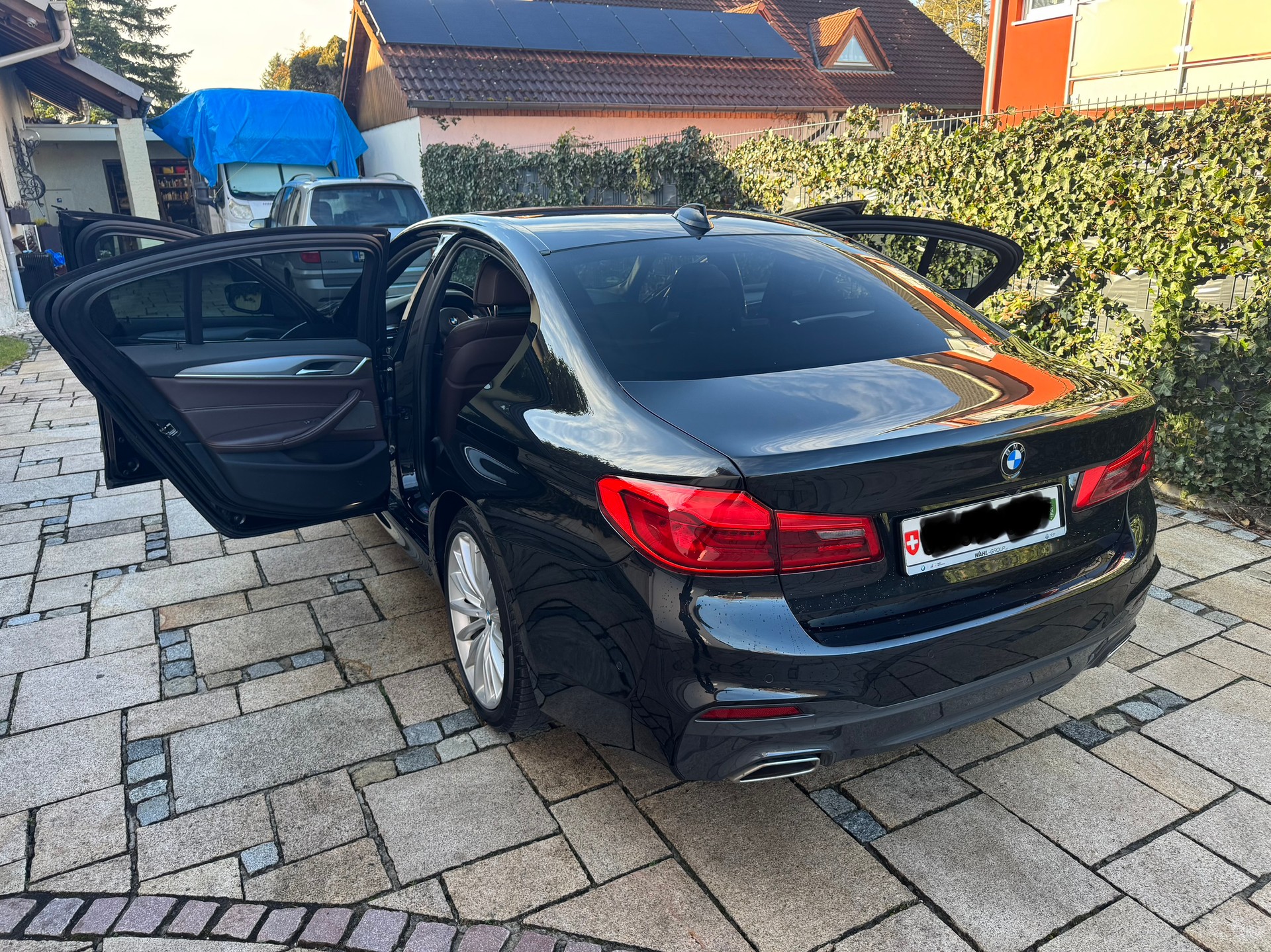 BMW 530d M-Paket, Scheckheft, HUD, 360*, 8 Reifen 20" BMW Individual LMR V-Speiche 759 l-image-3