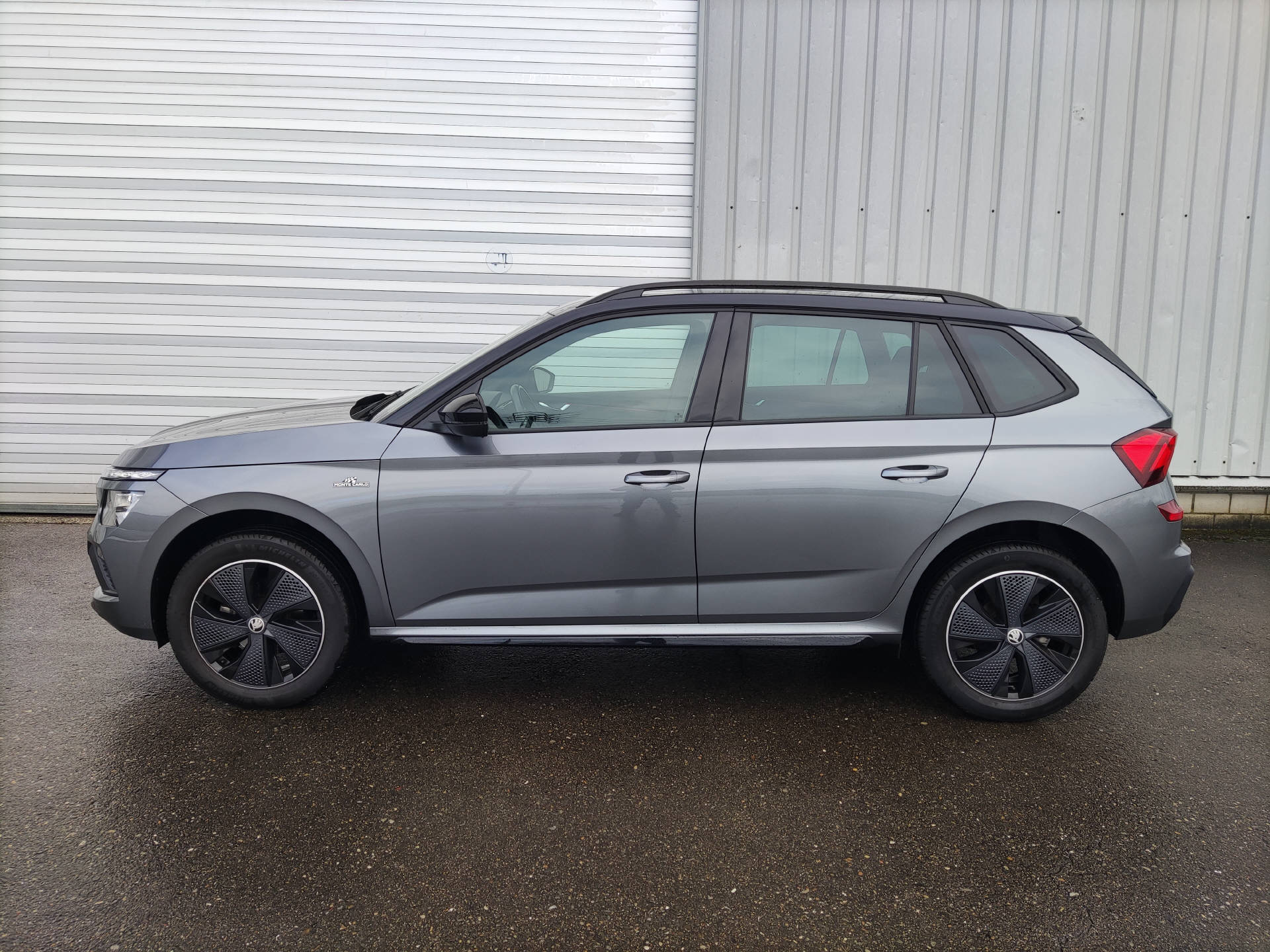 SKODA Kamiq 1.0 TSI Monte Carlo DSG-image-3