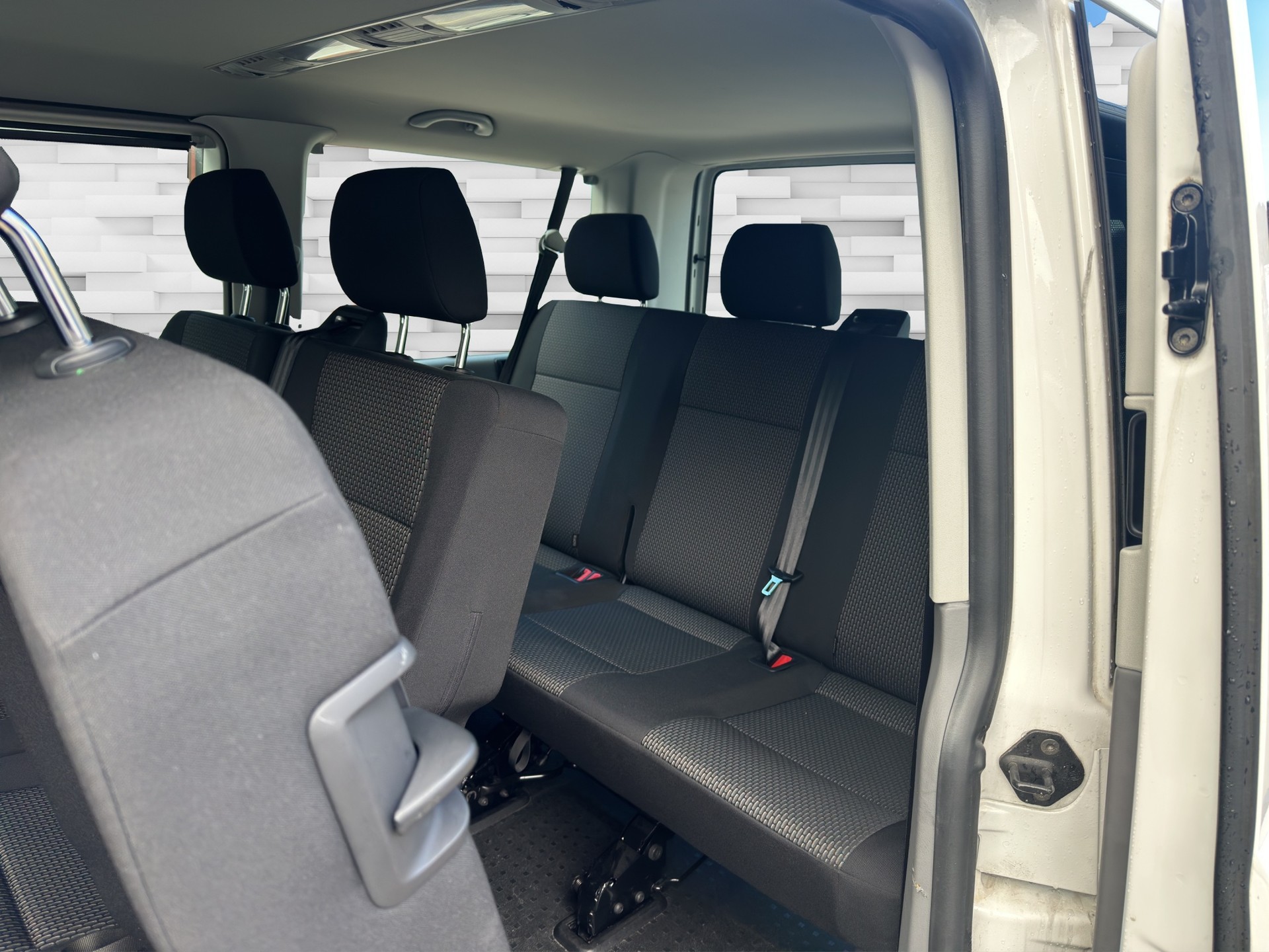 VW T6.1 2.0 TDI 4Motion-image-8