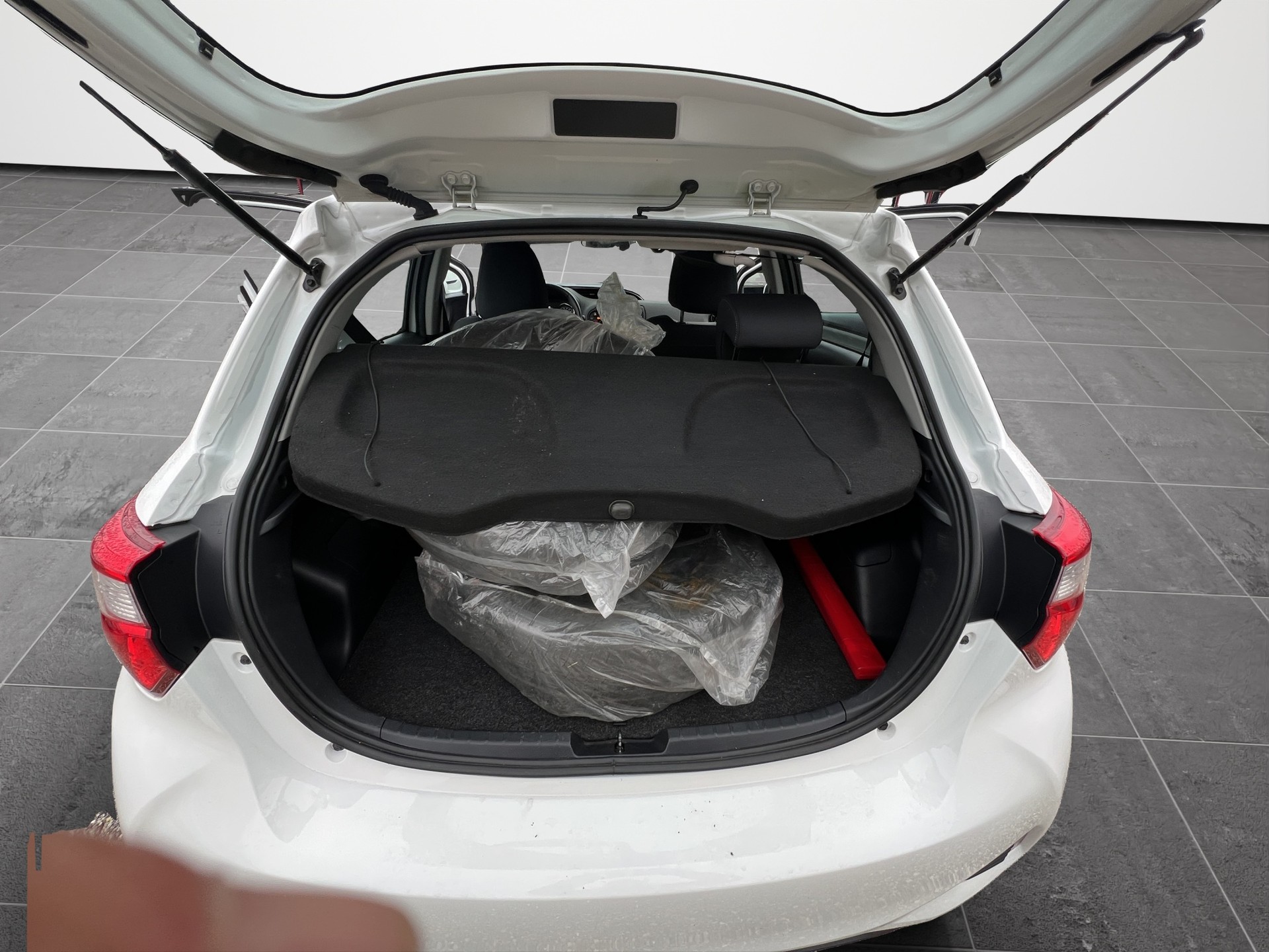 TOYOTA Yaris 1.5 Hybrid Comfort-image-15