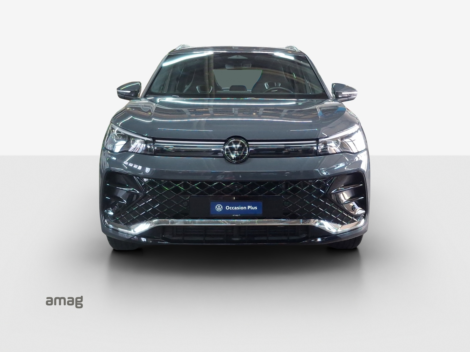 VW Tiguan 2.0 TDI SCR R-Line 4Motion DSG-image-5