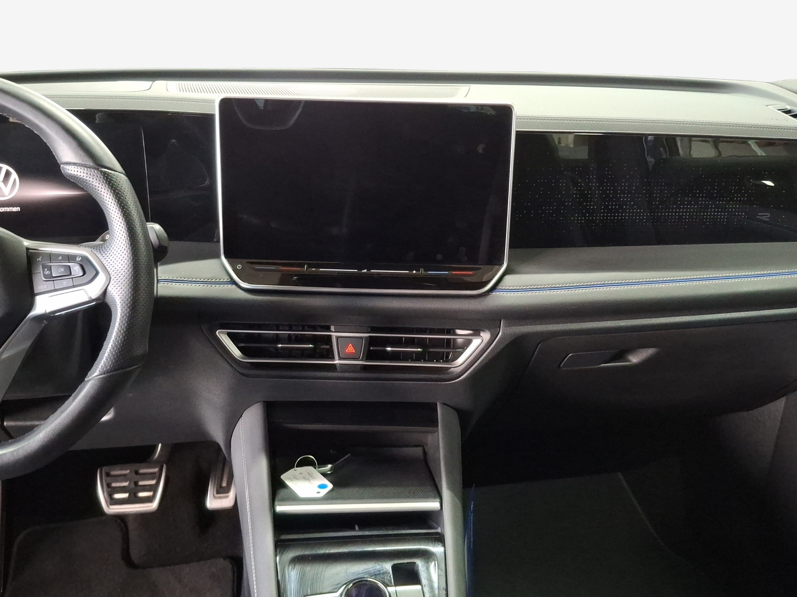 VW Tiguan 2.0 TDI SCR R-Line 4Motion DSG-image-9