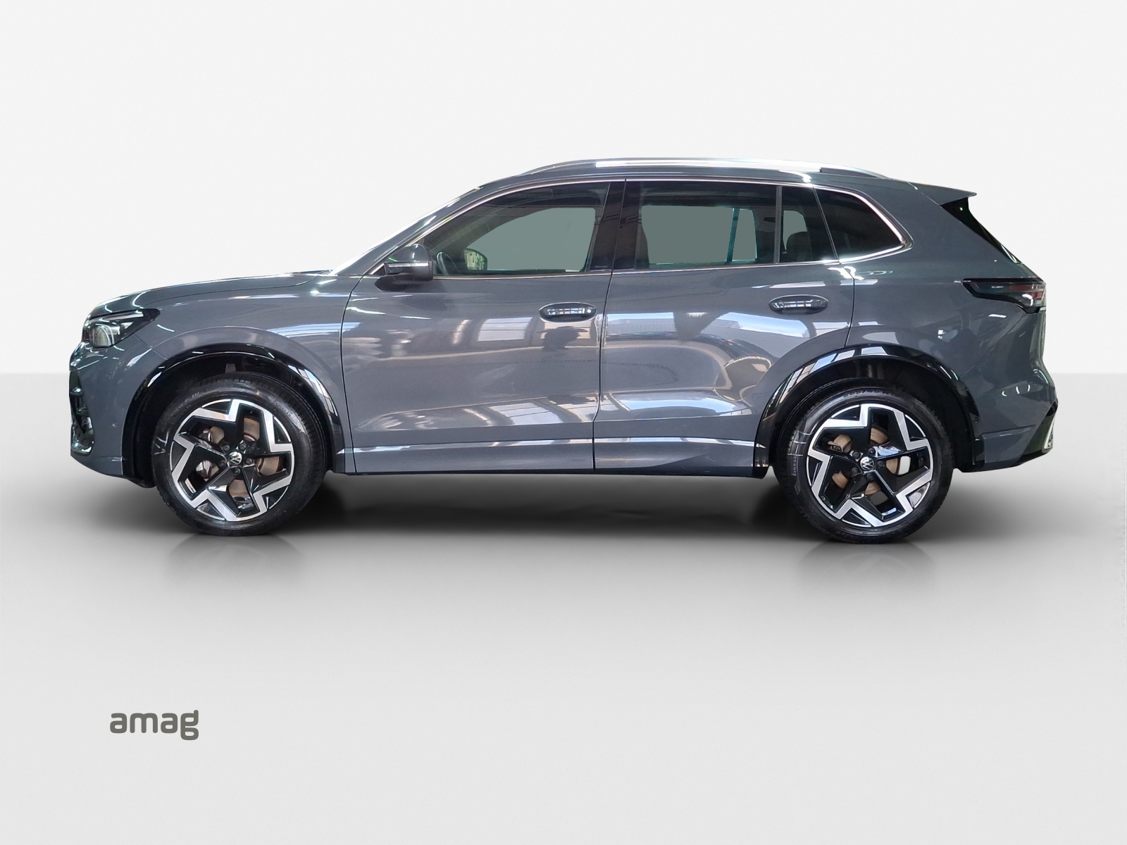 VW Tiguan 2.0 TDI SCR R-Line 4Motion DSG-image-1