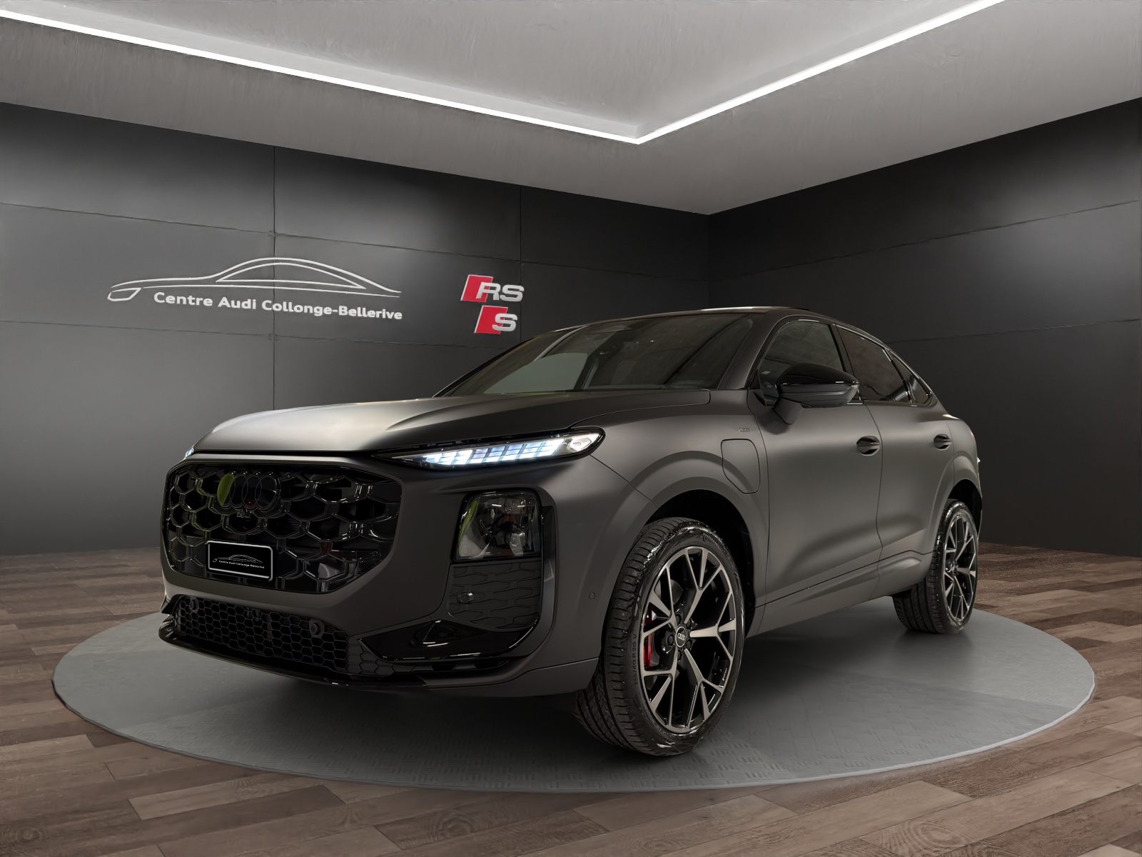 AUDI Q3 Sportback e-hybrid 200 kW S tronig-image-0