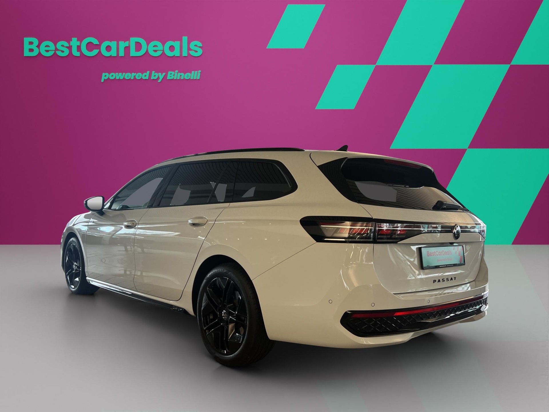 VW Passat Variant 2.0 TDI R-Line DSG 4motion-image-4