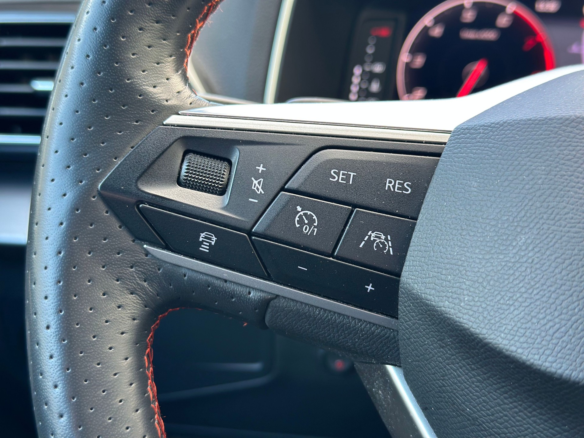 SEAT Tarraco 2.0TSI Hola FR 4Drive DSG-image-9
