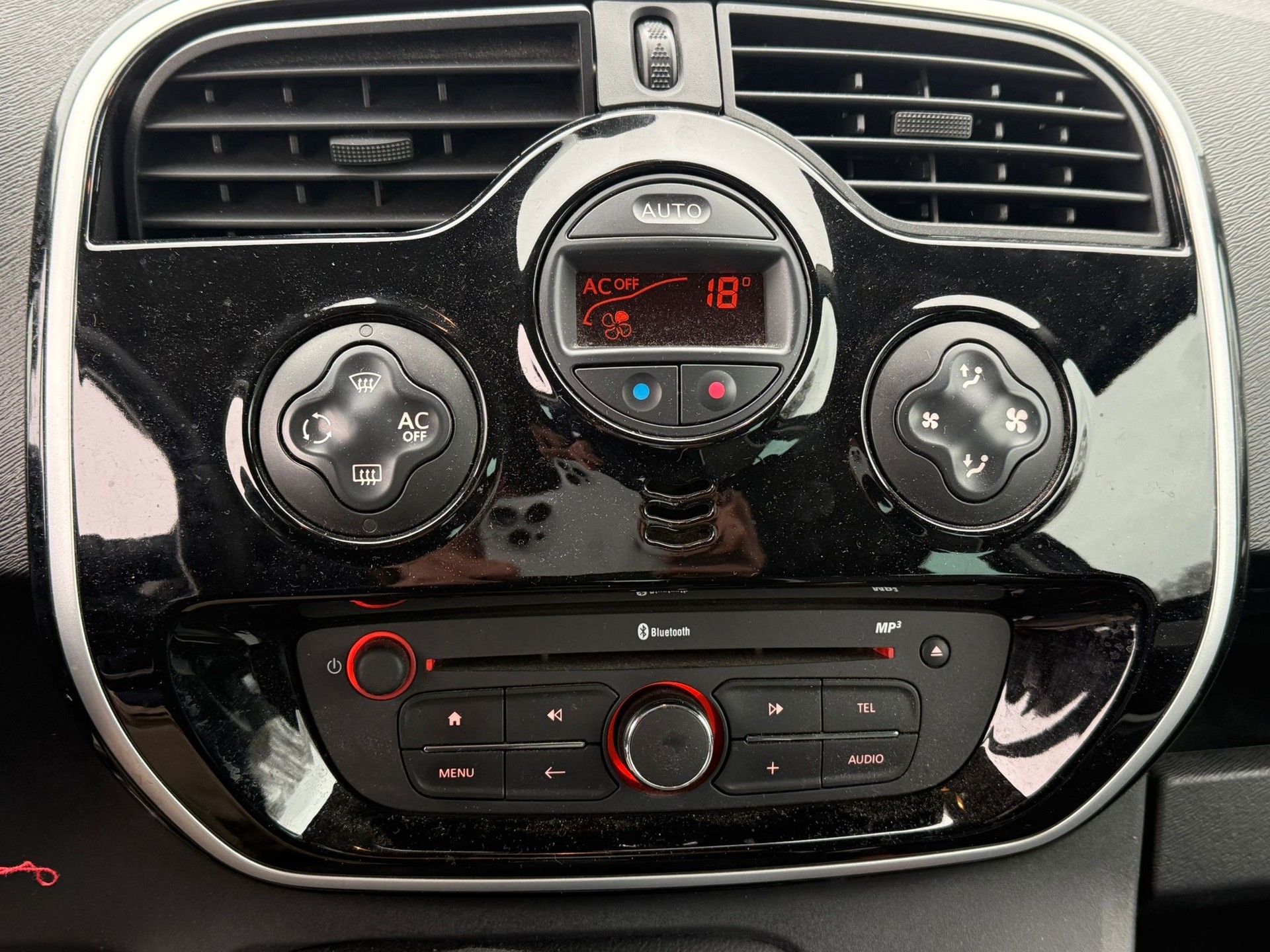 RENAULT Kangoo 1.2 16V Turbo Energy-image-10