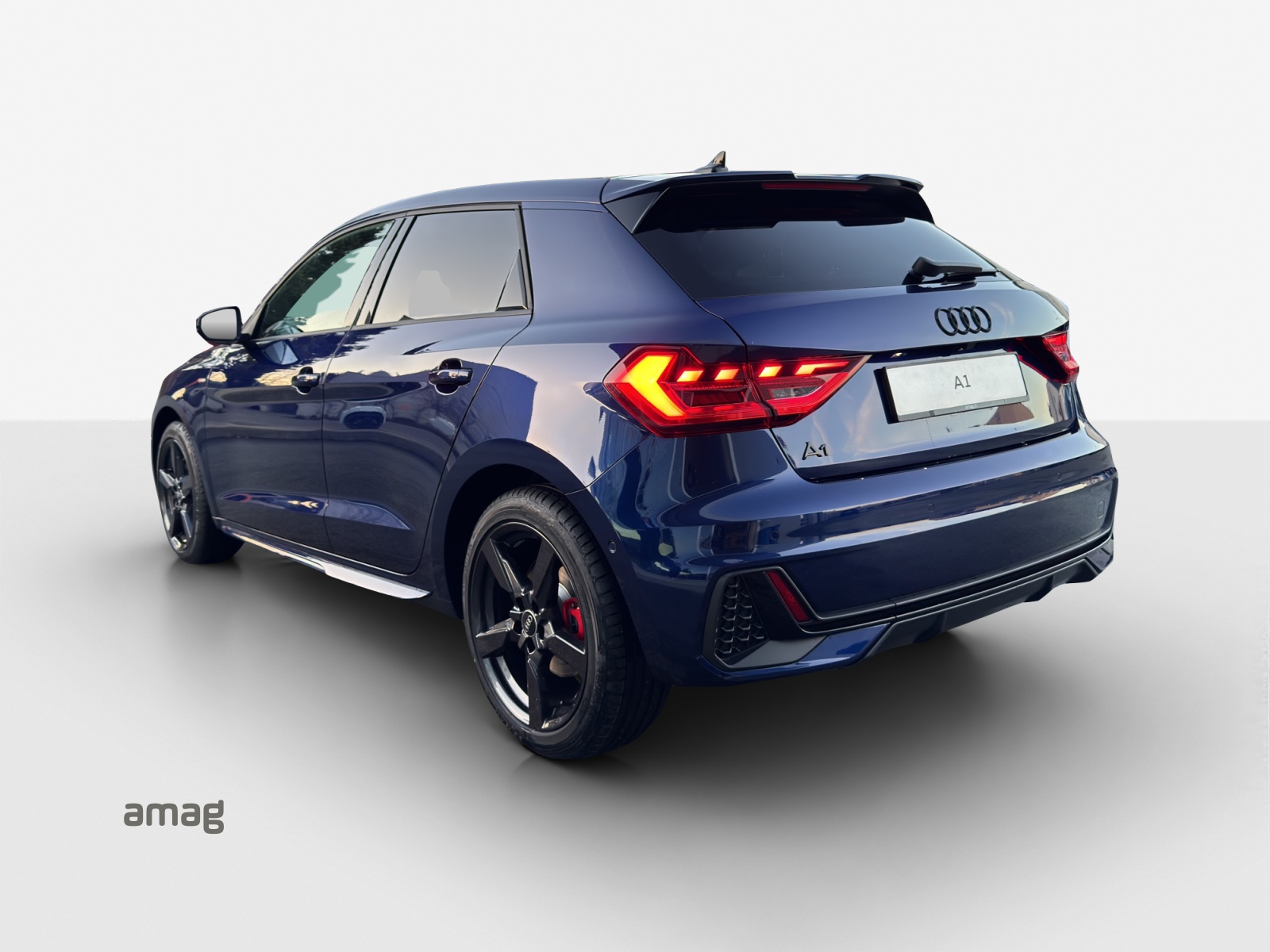 AUDI A1 Sportback 30 TFSI S Line Attraction S-tronic-image-2