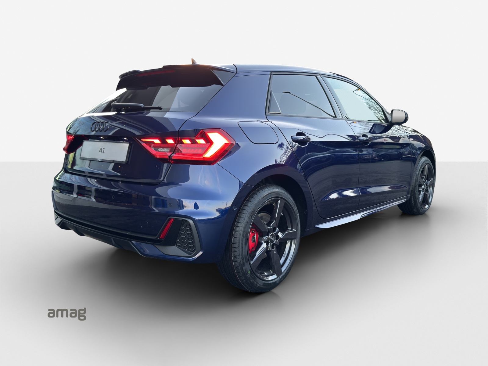 AUDI A1 Sportback 30 TFSI S Line Attraction S-tronic-image-4