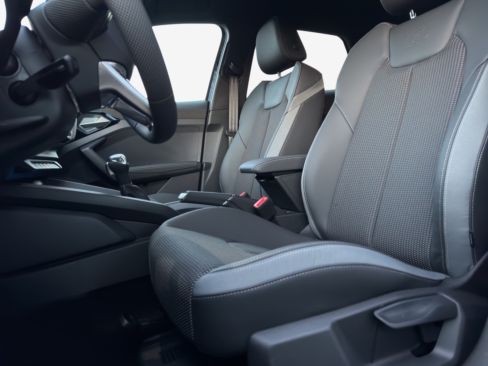 AUDI A1 Sportback 30 TFSI S Line Attraction S-tronic-image-7