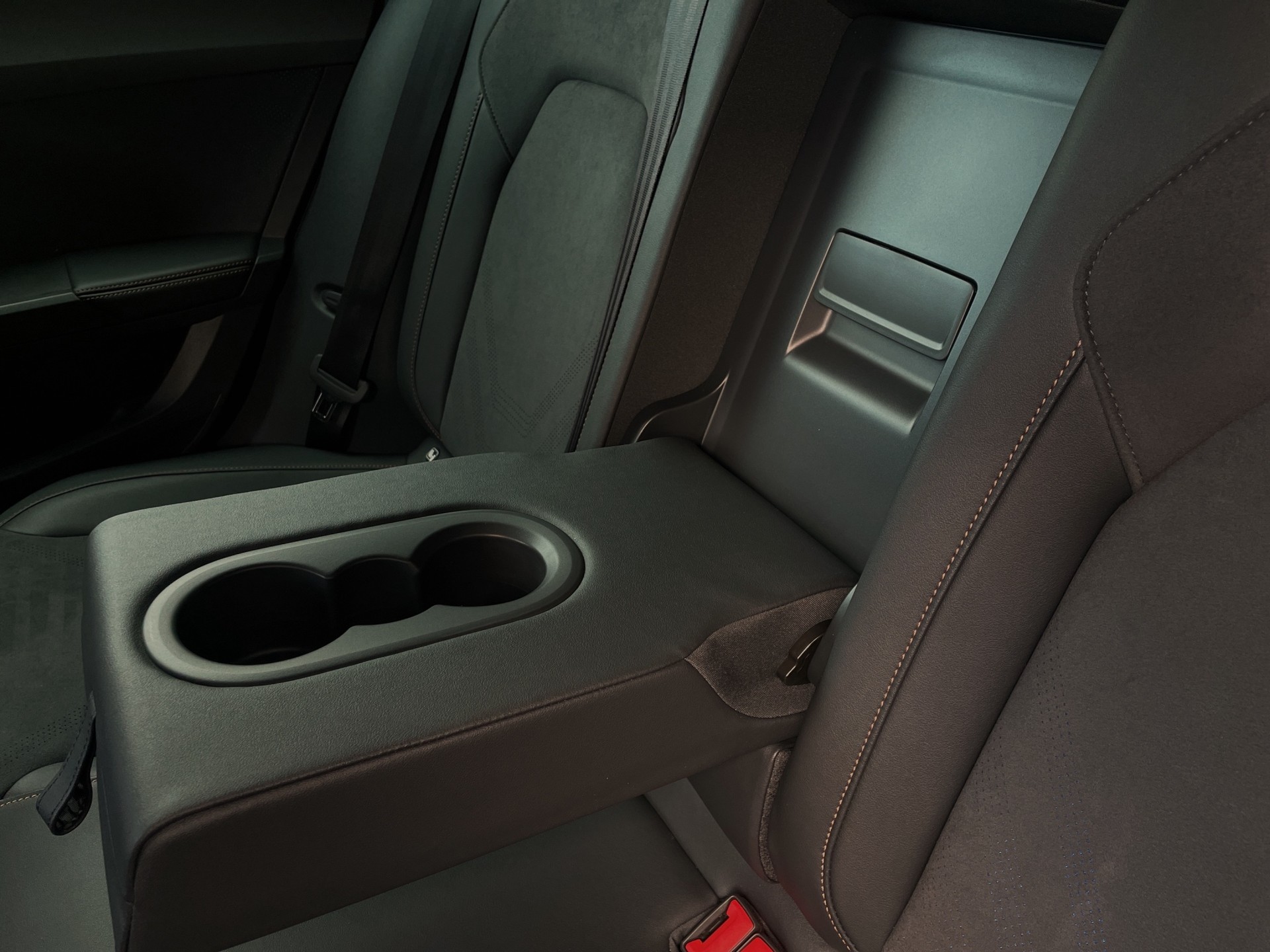 CUPRA Formentor 1.5 e-HYBRID pHEV VZ DSG-image-21