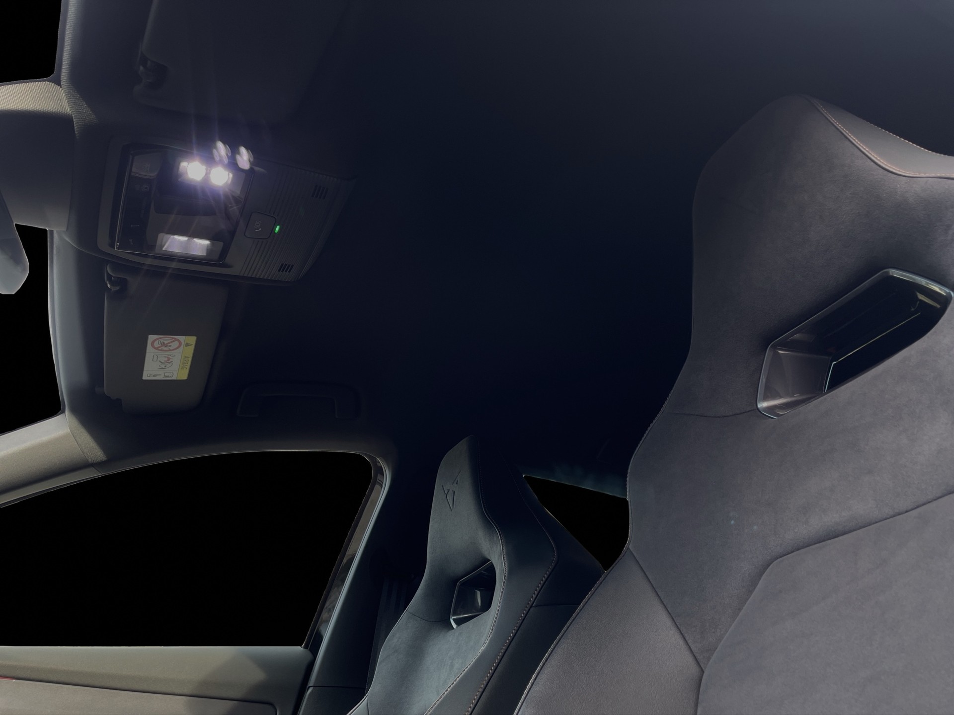 CUPRA Formentor 1.5 e-HYBRID pHEV VZ DSG-image-20