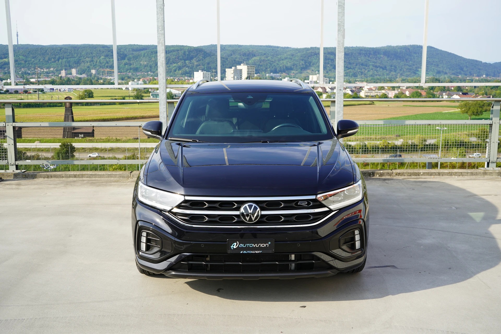 VW T-ROC 2.0 TSI R-LINE DSG 4MOTION l 190 PS-image-14