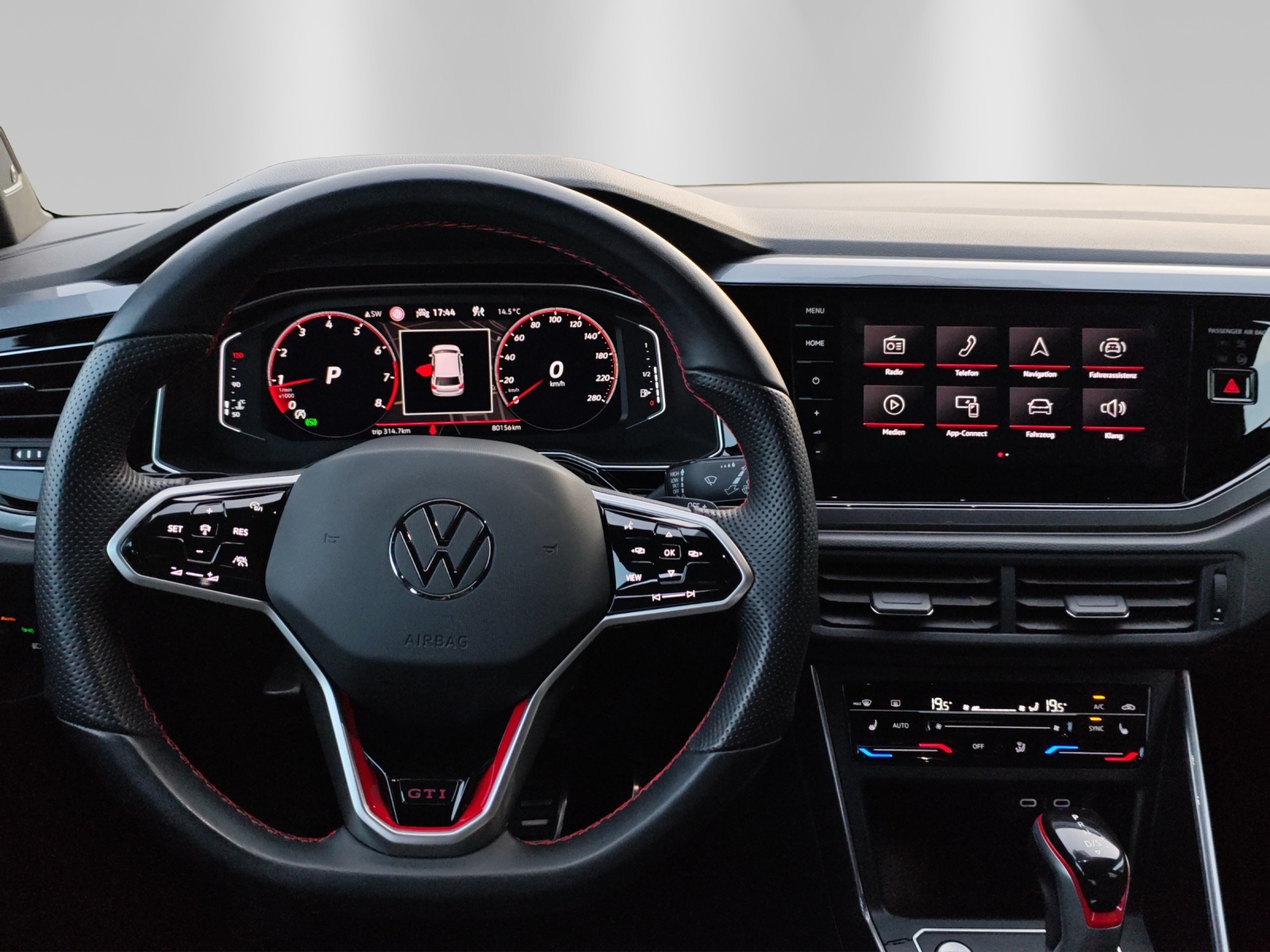 VW Polo 2.0 TSI GTI DSG-image-9