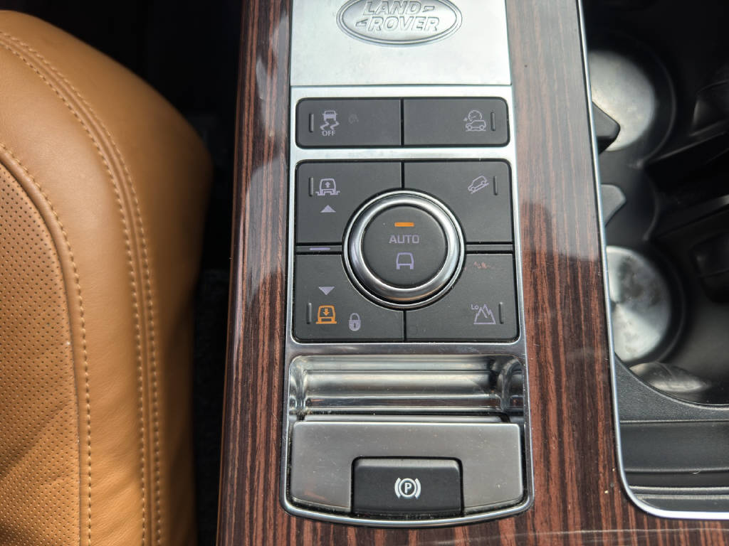 LAND ROVER Range Rover 5.0 V8 SC Autobiography-image-17