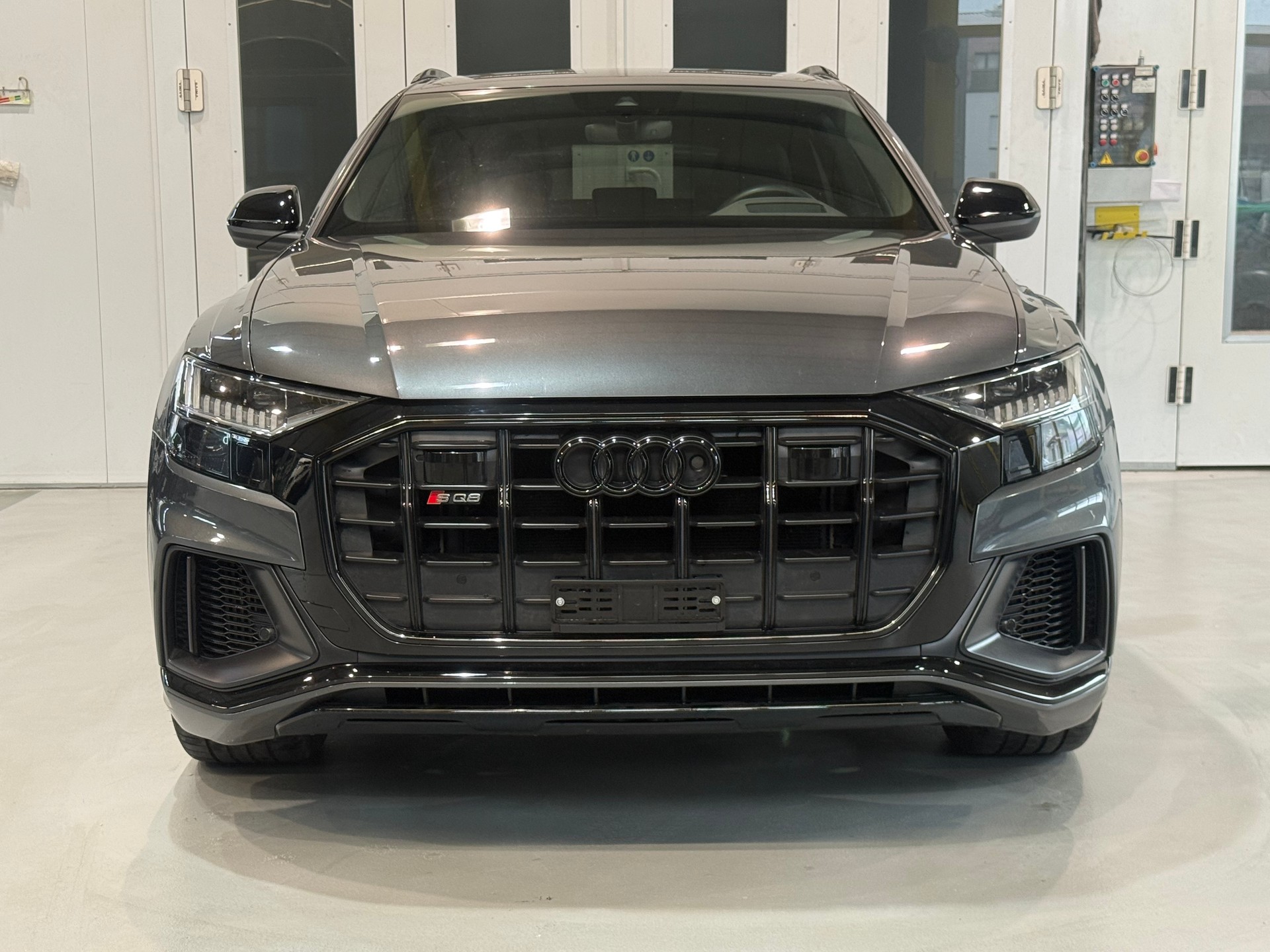 AUDI SQ8 50 TDI quattro tiptronic-showroom-element-1