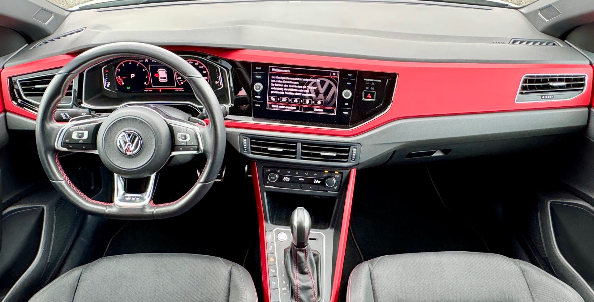 VW Polo 2.0 TSI GTI DSG-image-15