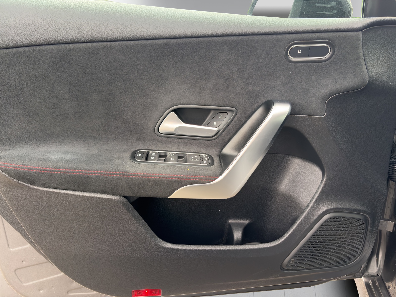 Image MERCEDES-BENZ A-200 A 200 AMG Line 4Matic