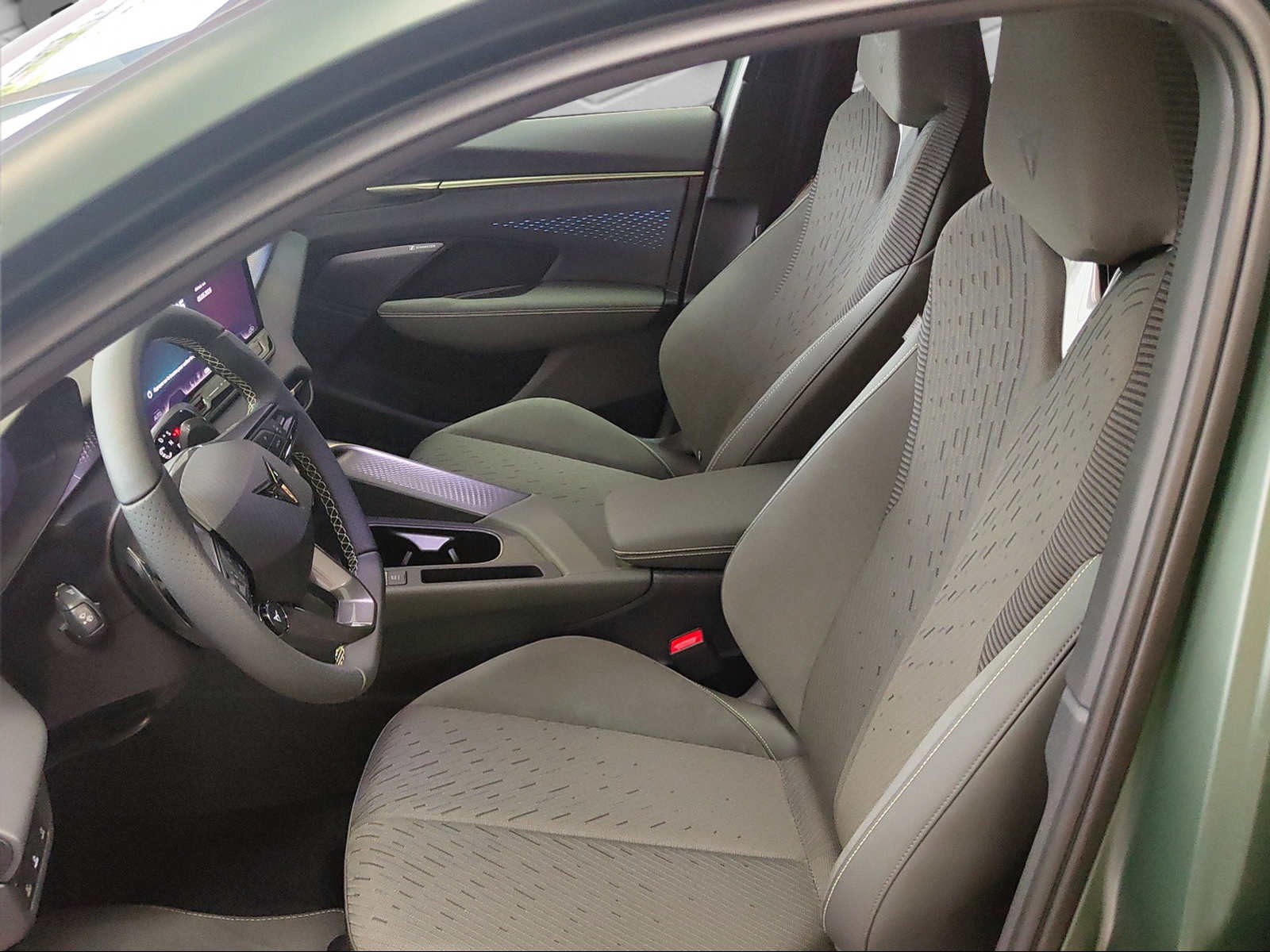 CUPRA Terramar 2.0 TSI DSG Prime Edition VZ 4Drive-image-6