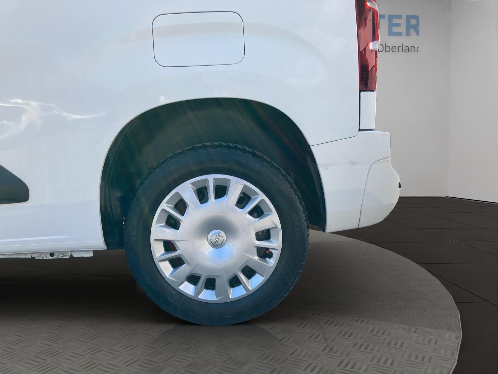 OPEL Combo Cargo 2.4 t XL 1.5 D S/S-image-18