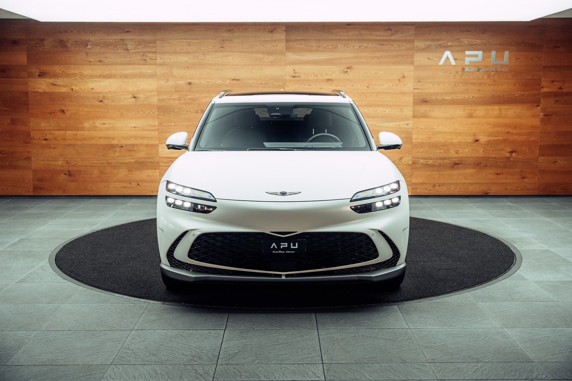 GENESIS GV60 77.4 kWh Sport AWD-image-17
