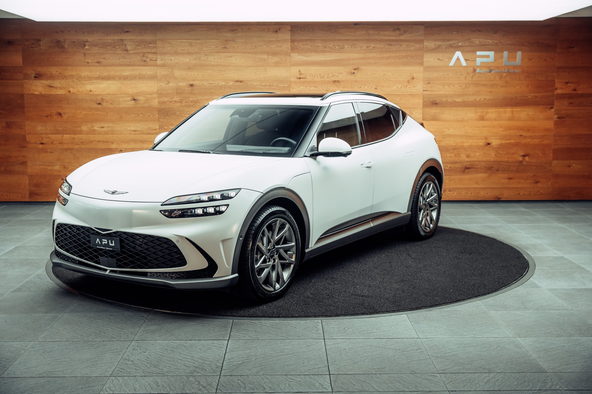 GENESIS GV60 77.4 kWh Sport AWD-image-3