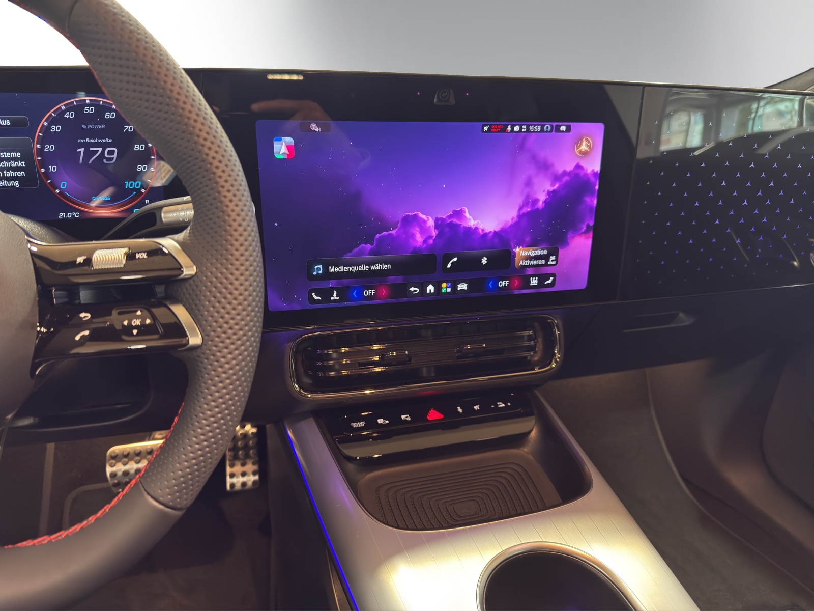 MERCEDES-BENZ CLA Shooting Brake 350 4Matic 85 kWh EQ-image-9